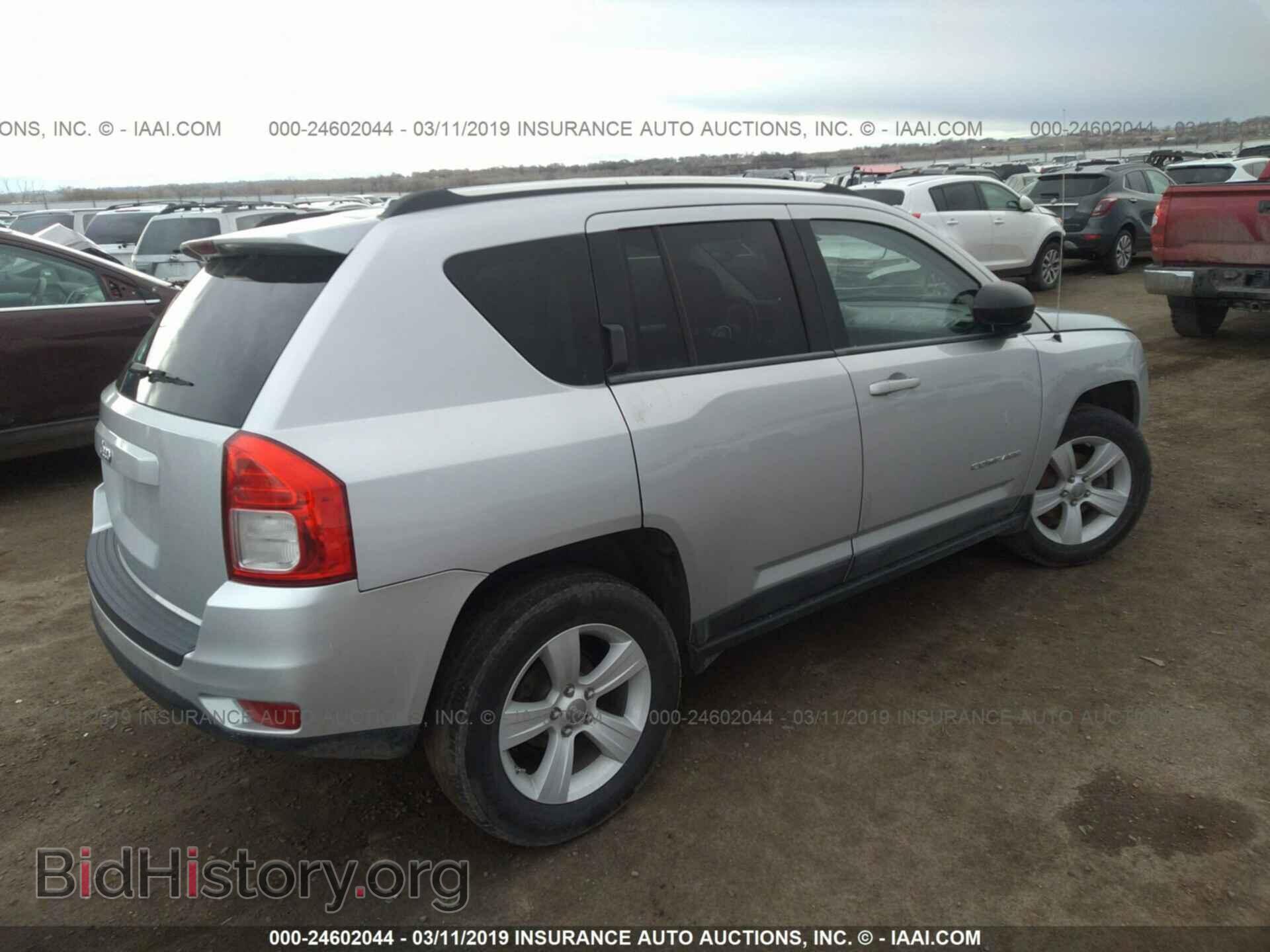 2011 JEEP COMPASS - VIN: 1J4NF1FB3BD153898 - Фото 4