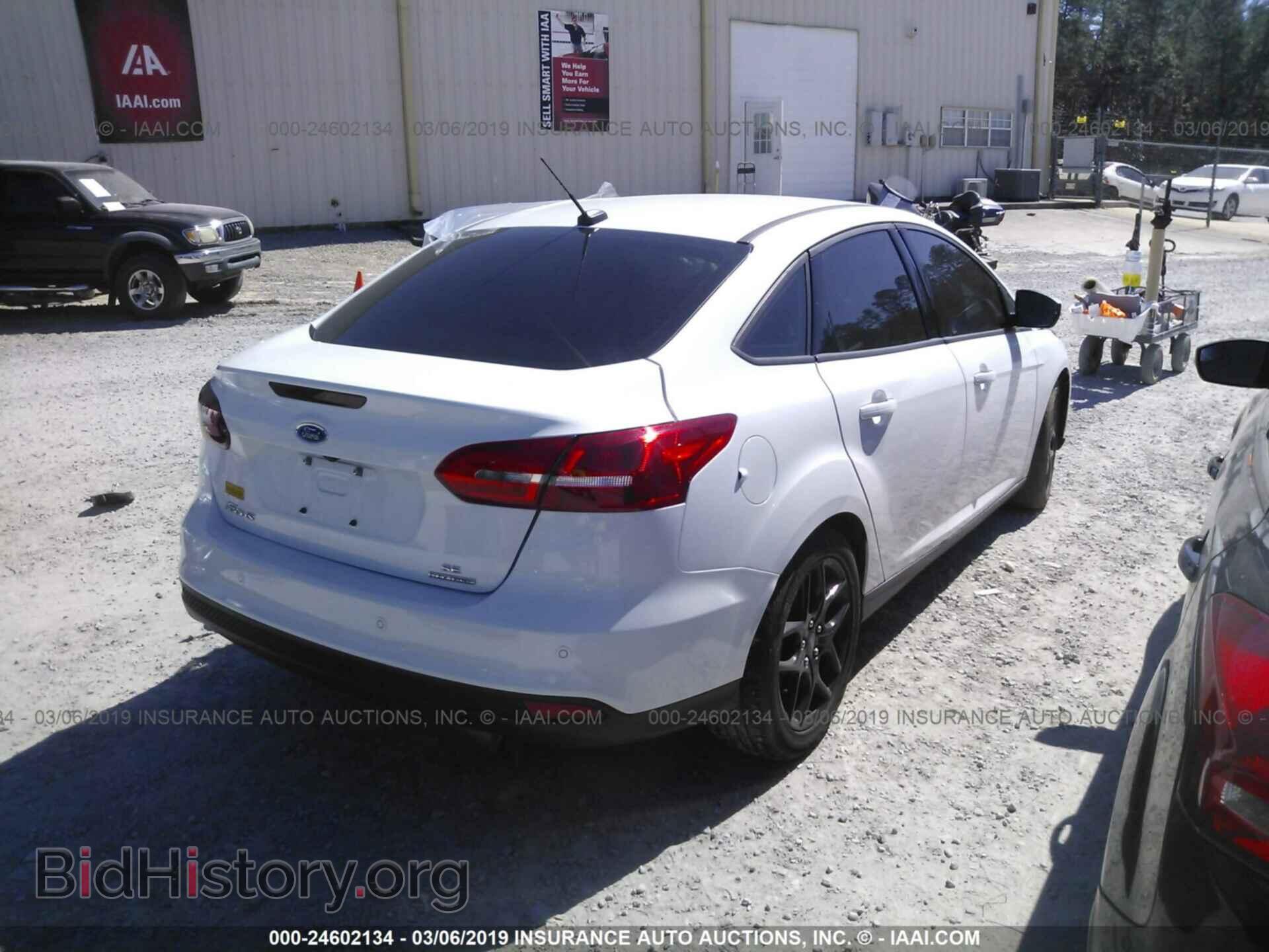 2016 FORD FOCUS - VIN: 1FADP3F22GL309801 - Photo 4