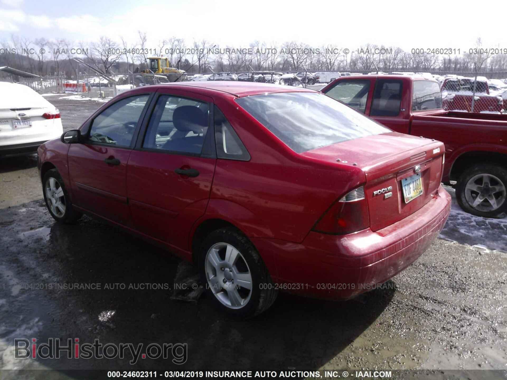 2007 FORD FOCUS - VIN: 1FAFP34N57W332316 - Photo 3