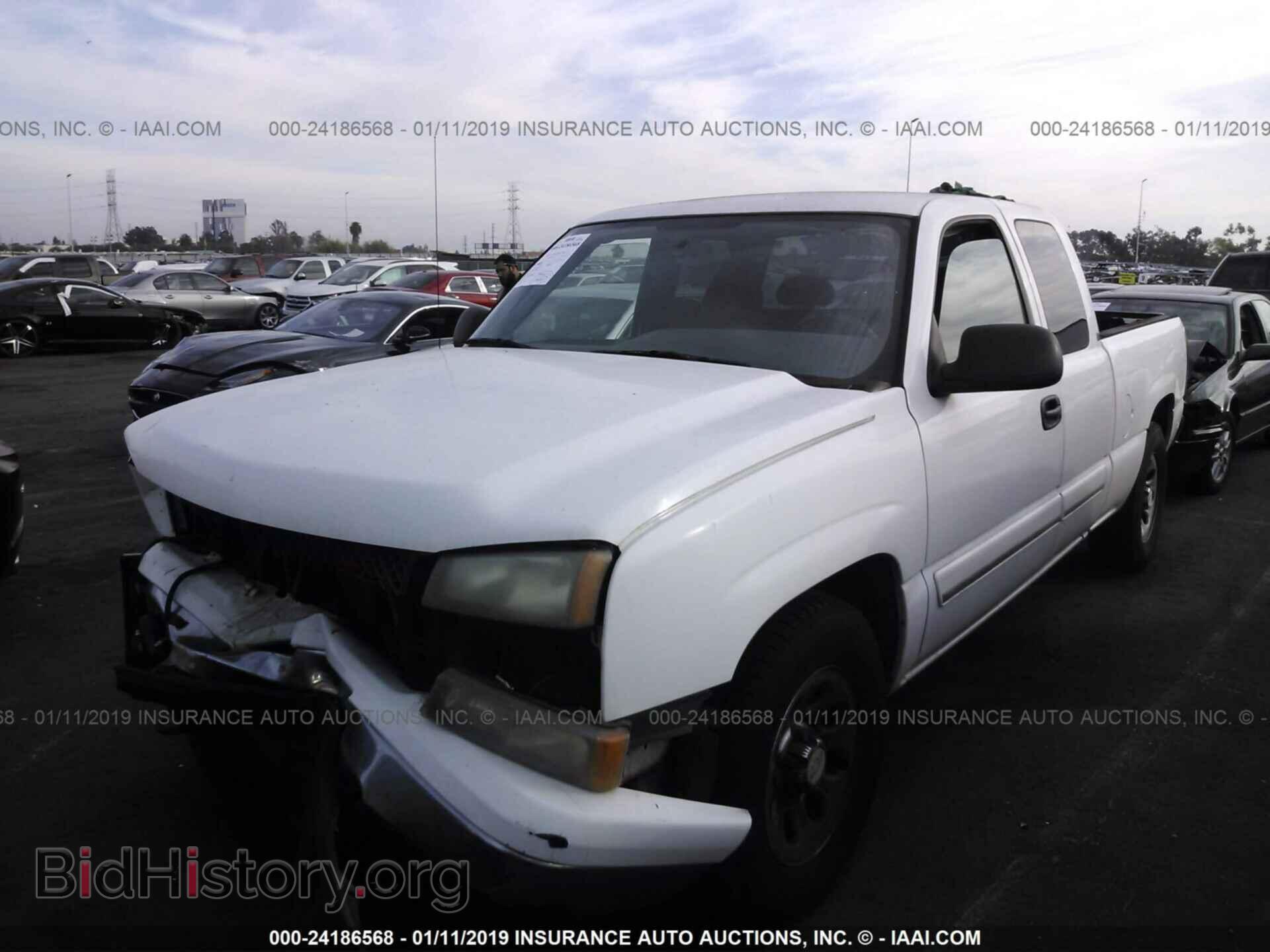 2006 CHEVROLET SILVERADO - VIN: 1GCEC19V66Z228039 - Фото 2
