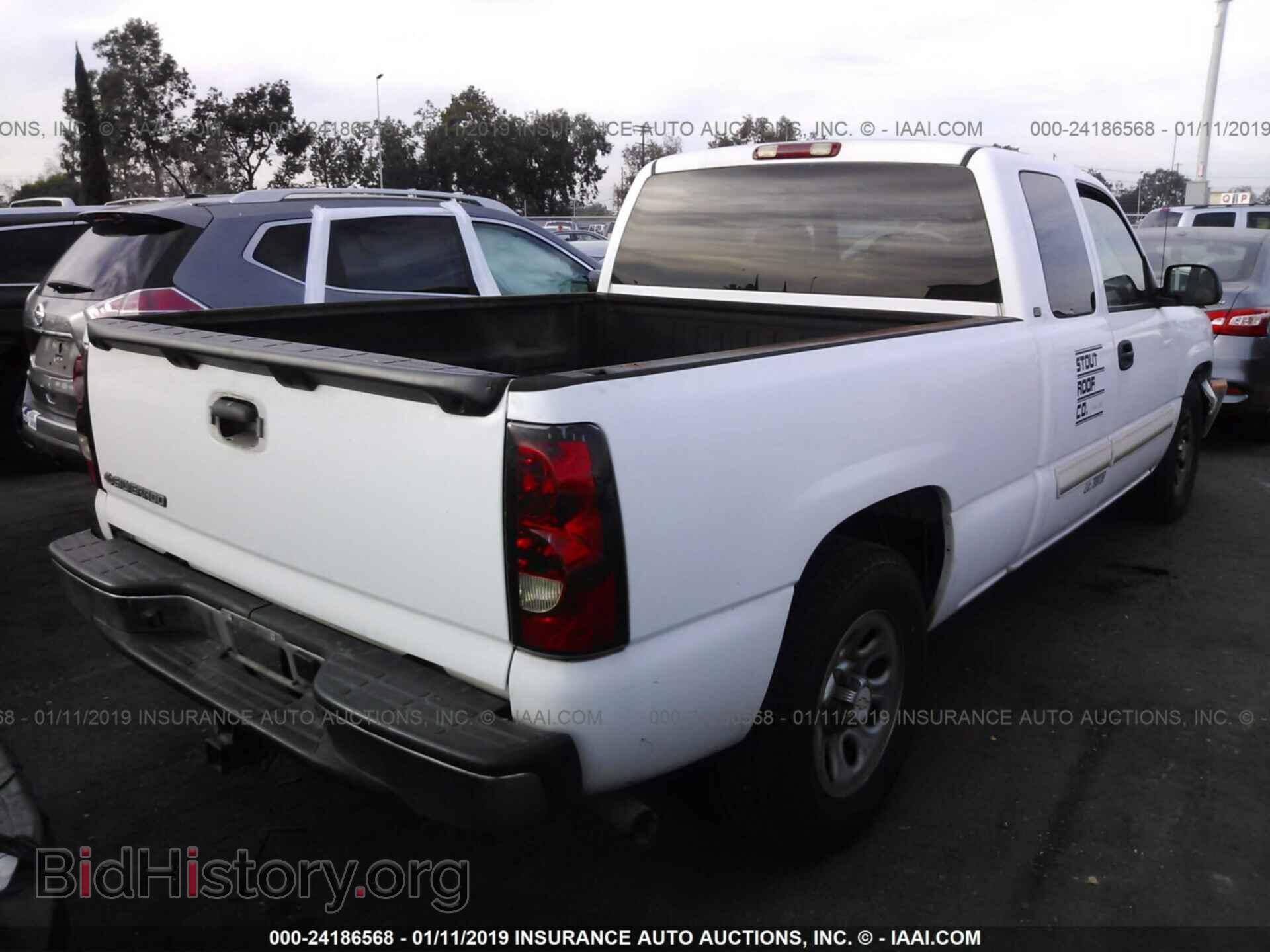 2006 CHEVROLET SILVERADO - VIN: 1GCEC19V66Z228039 - Фото 4