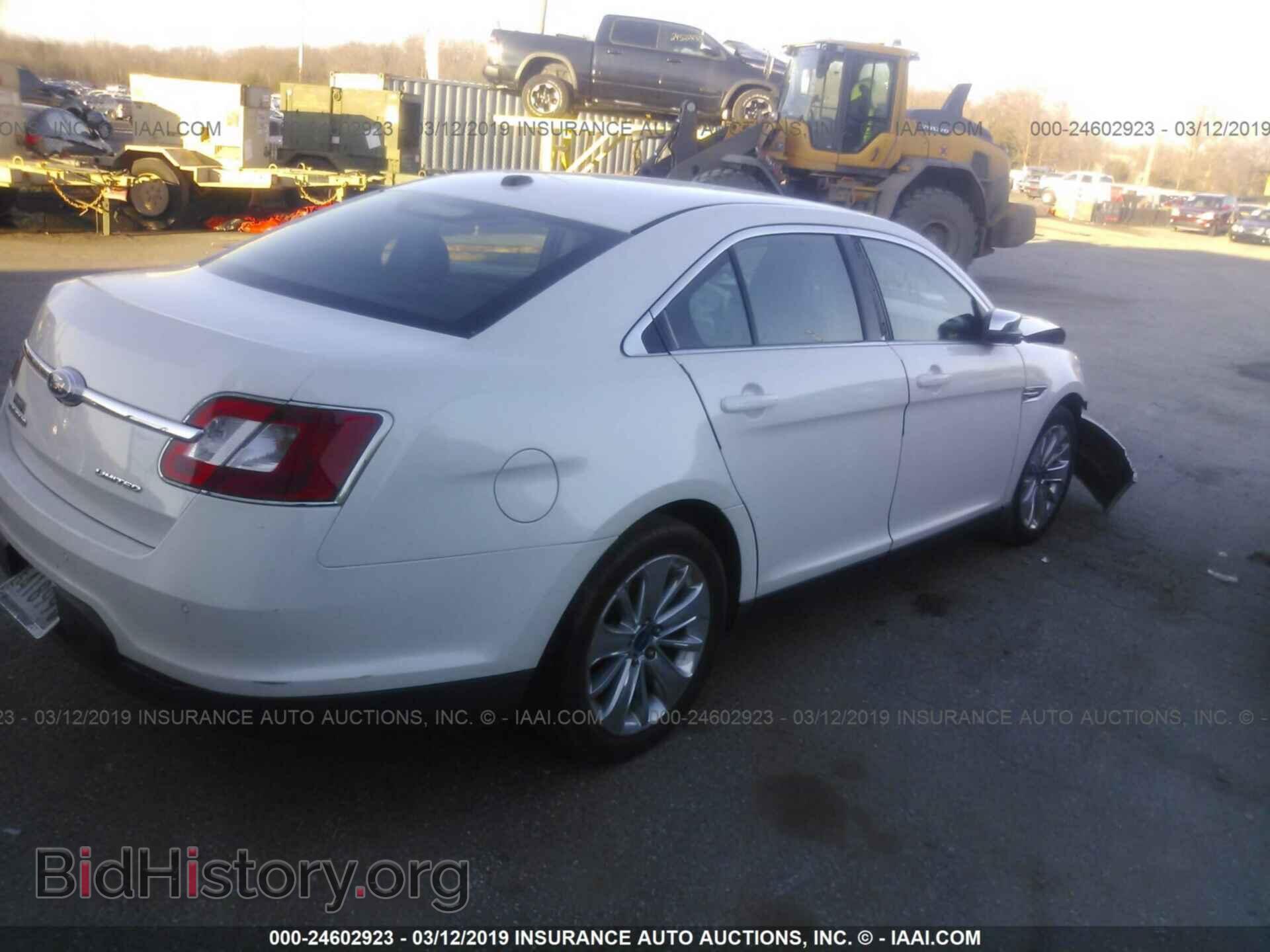 2011 FORD TAURUS - VIN: 1FAHP2FW1BG132271 - Фото 4