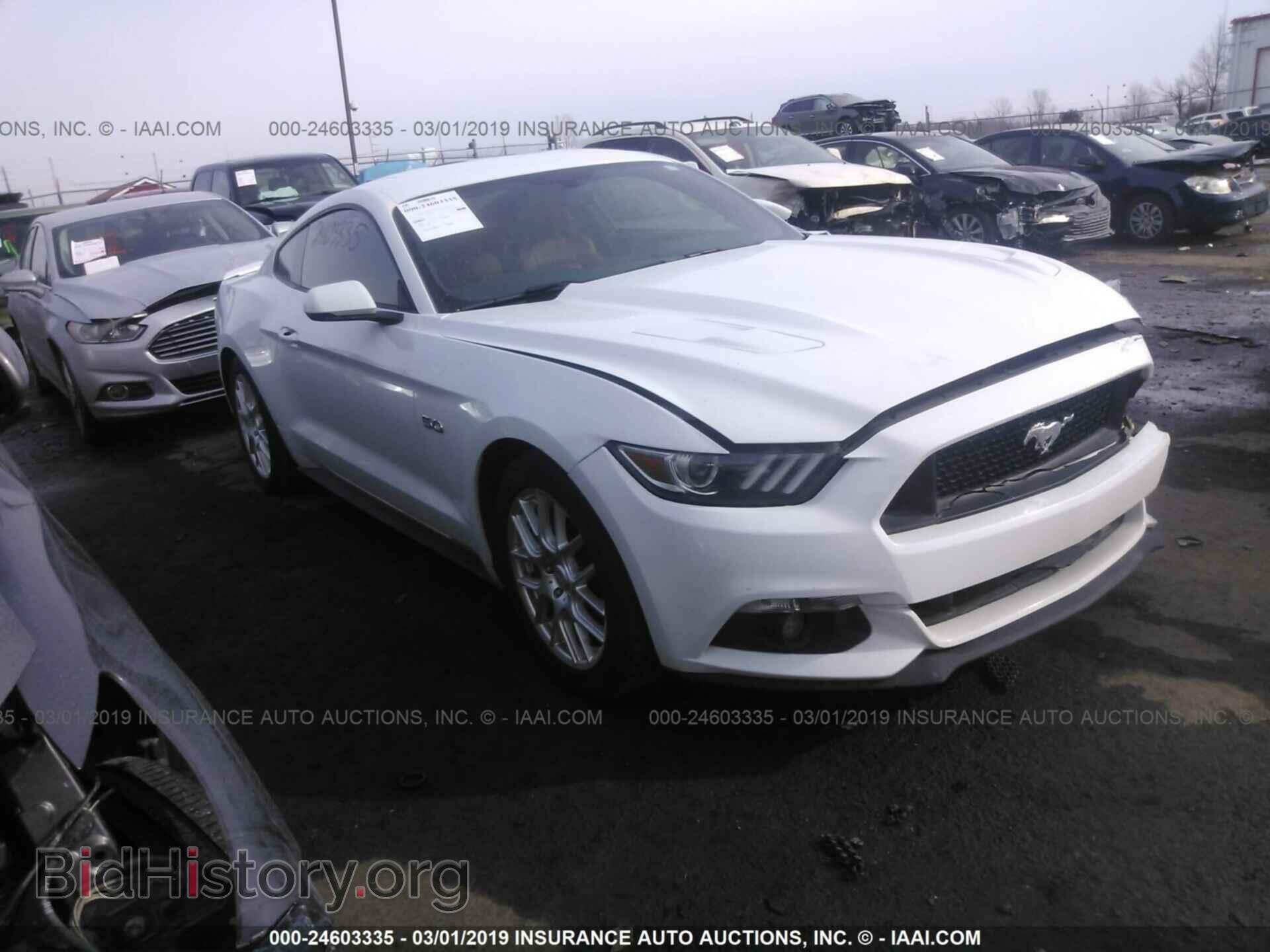 Photo 1FA6P8CF0F5435560 - FORD MUSTANG 2015