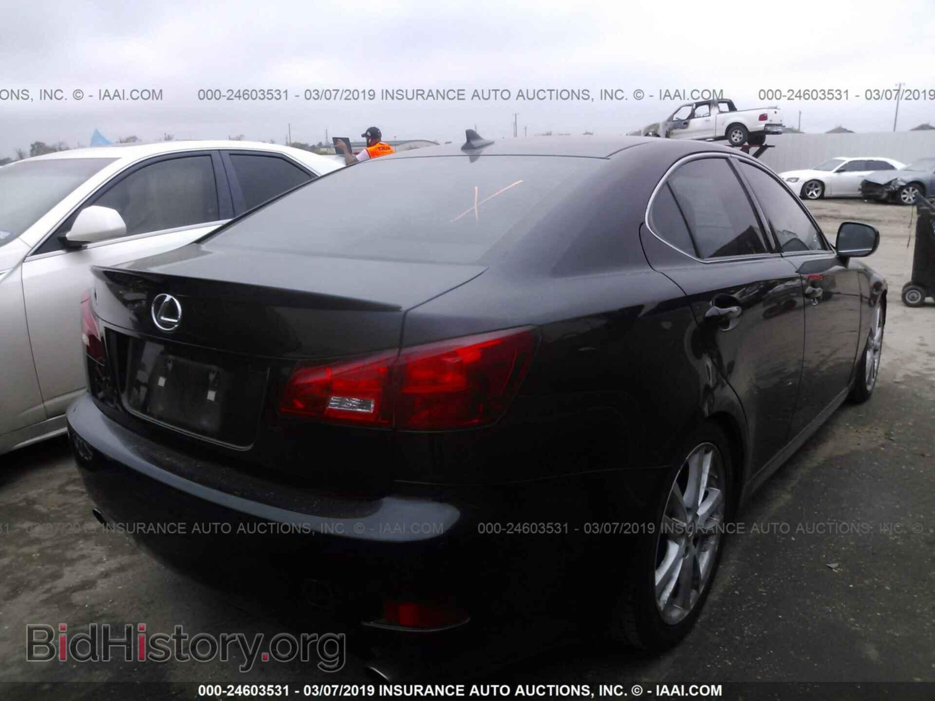 2007 LEXUS IS - VIN: JTHBE262472009036 - Photo 4
