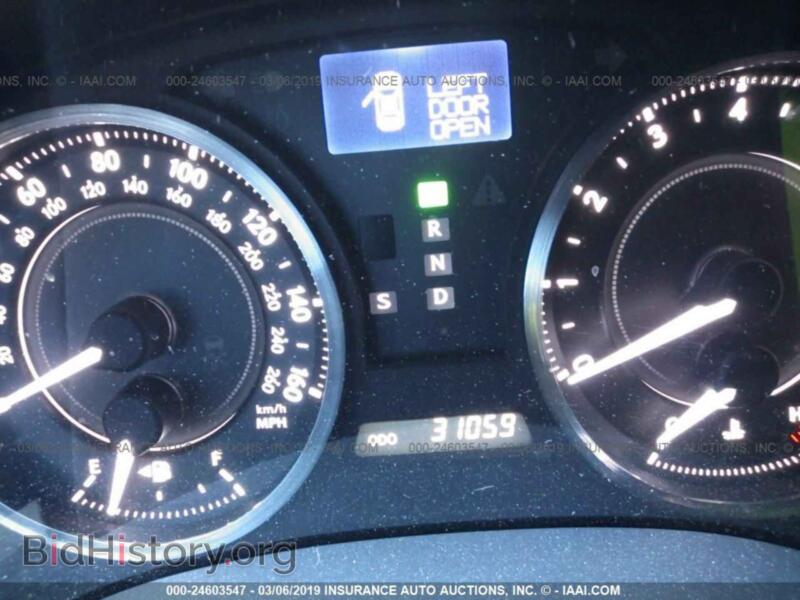 2010 Lexus IS (VIN JTHFE2C2XA2501308) — photo 7 of 10
