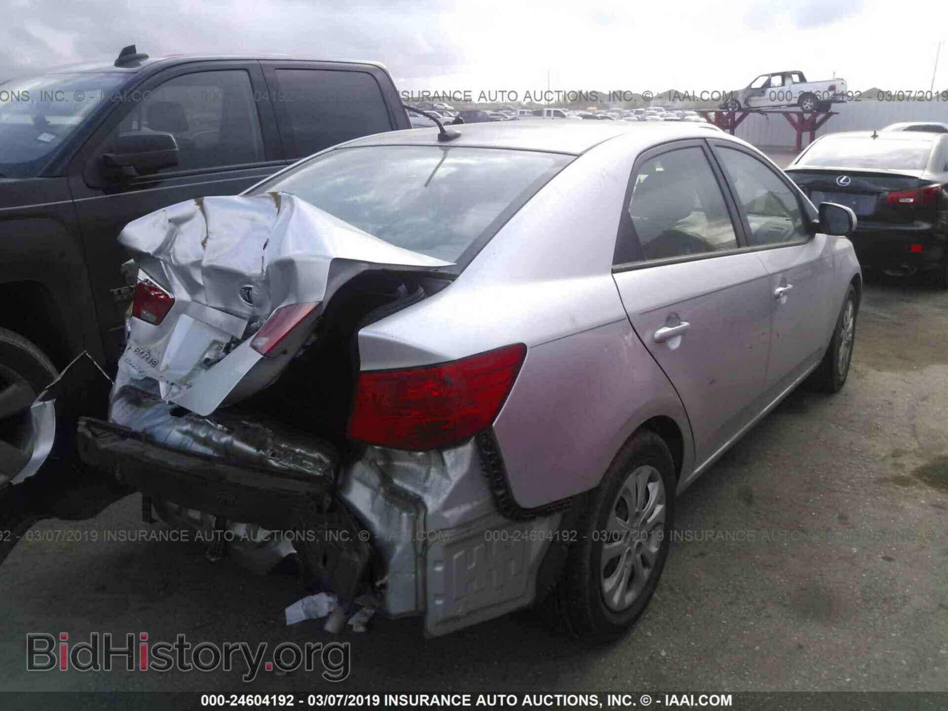 2013 KIA FORTE - VIN: KNAFT4A27D5649017 - Фото 4