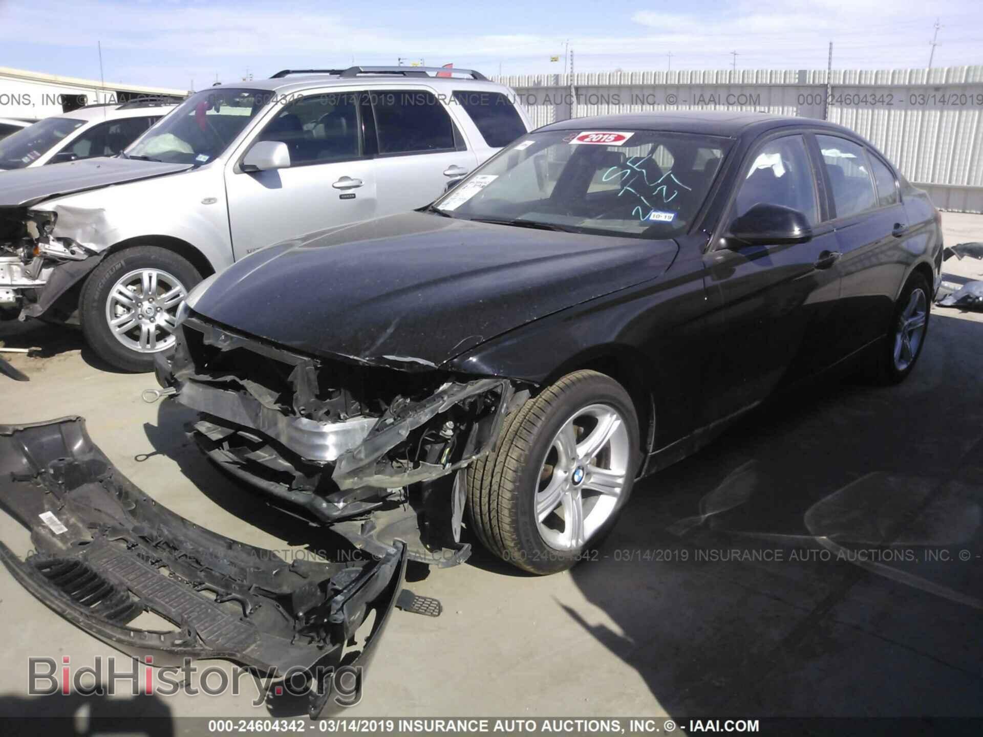 2015 BMW 320 - VIN: WBA3B1C55FK137417 - Photo 2