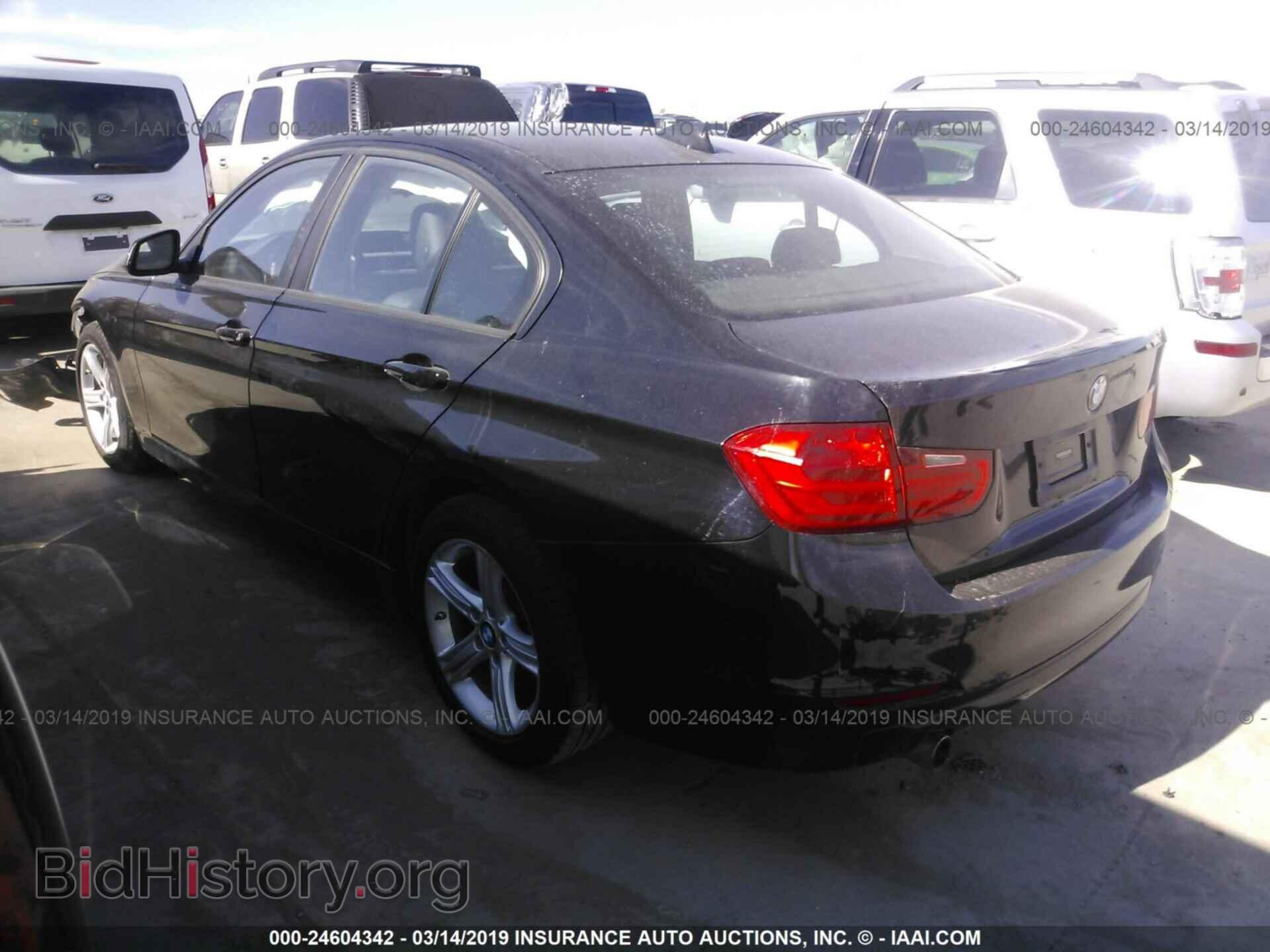 2015 BMW 320 - VIN: WBA3B1C55FK137417 - Photo 3