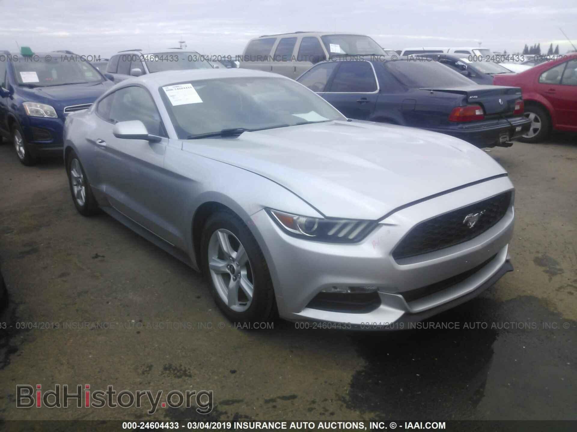 Photo 1FA6P8AM0F5404097 - FORD MUSTANG 2015