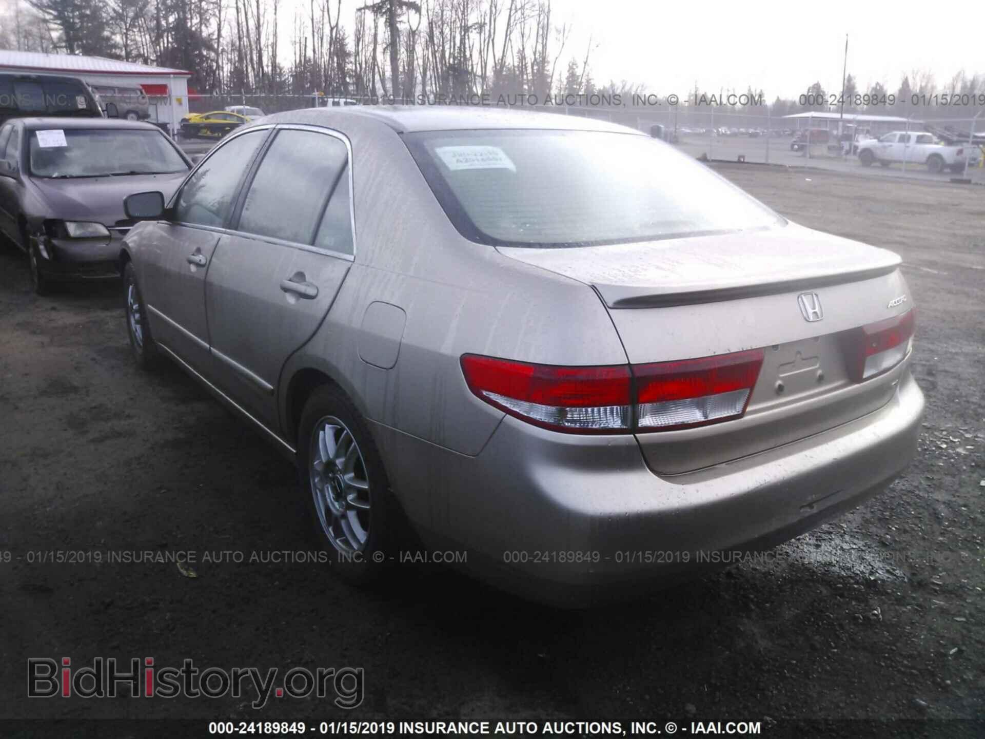 2000 SATURN LS2 - VIN: 1G8JW52R9YY609610 - Фото 3