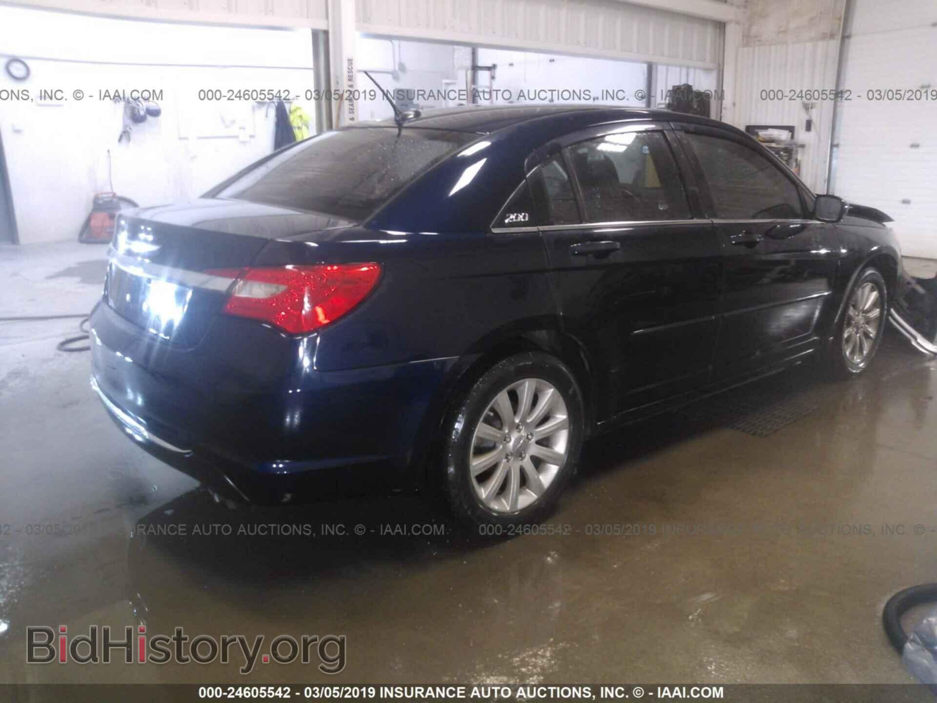 2013 CHRYSLER 200 - VIN: 1C3CCBBG7DN703084 - Фото 4
