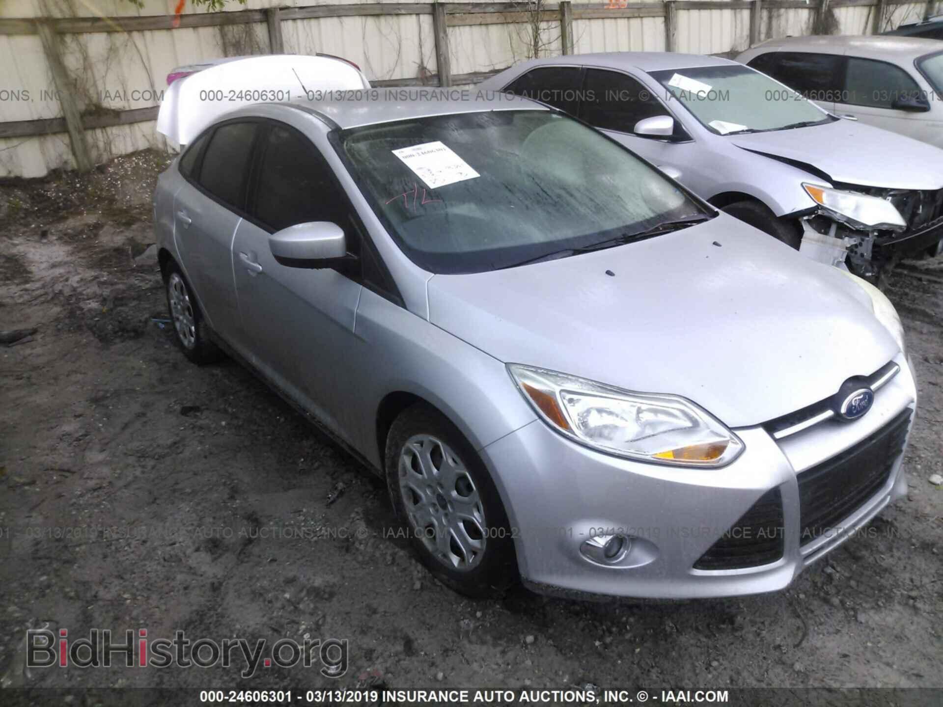 Photo 1FAHP3F26CL329125 - FORD FOCUS 2012