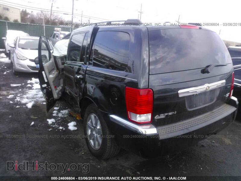 2008 Chrysler ASPEN (VIN 1A8HW58288F147009) — фото 3 из 10