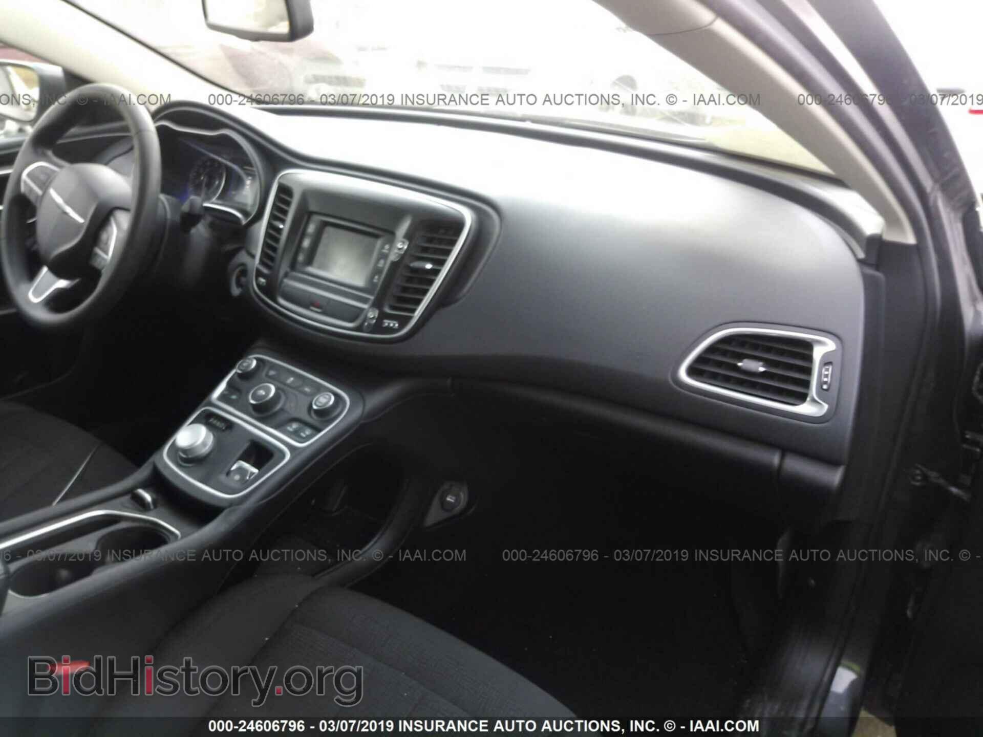 2016 CHRYSLER 200 - VIN: 1C3CCCAB6GN111904 - Photo 5
