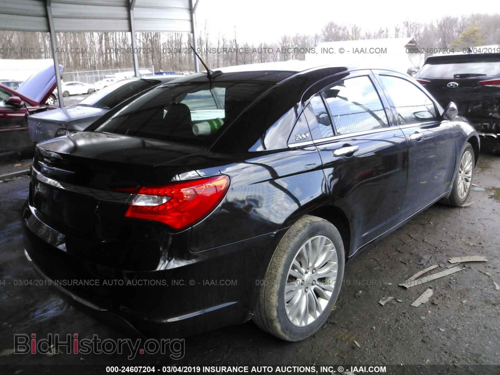 2011 CHRYSLER 200 - VIN: 1C3BC2FG9BN623059 - Фото 4
