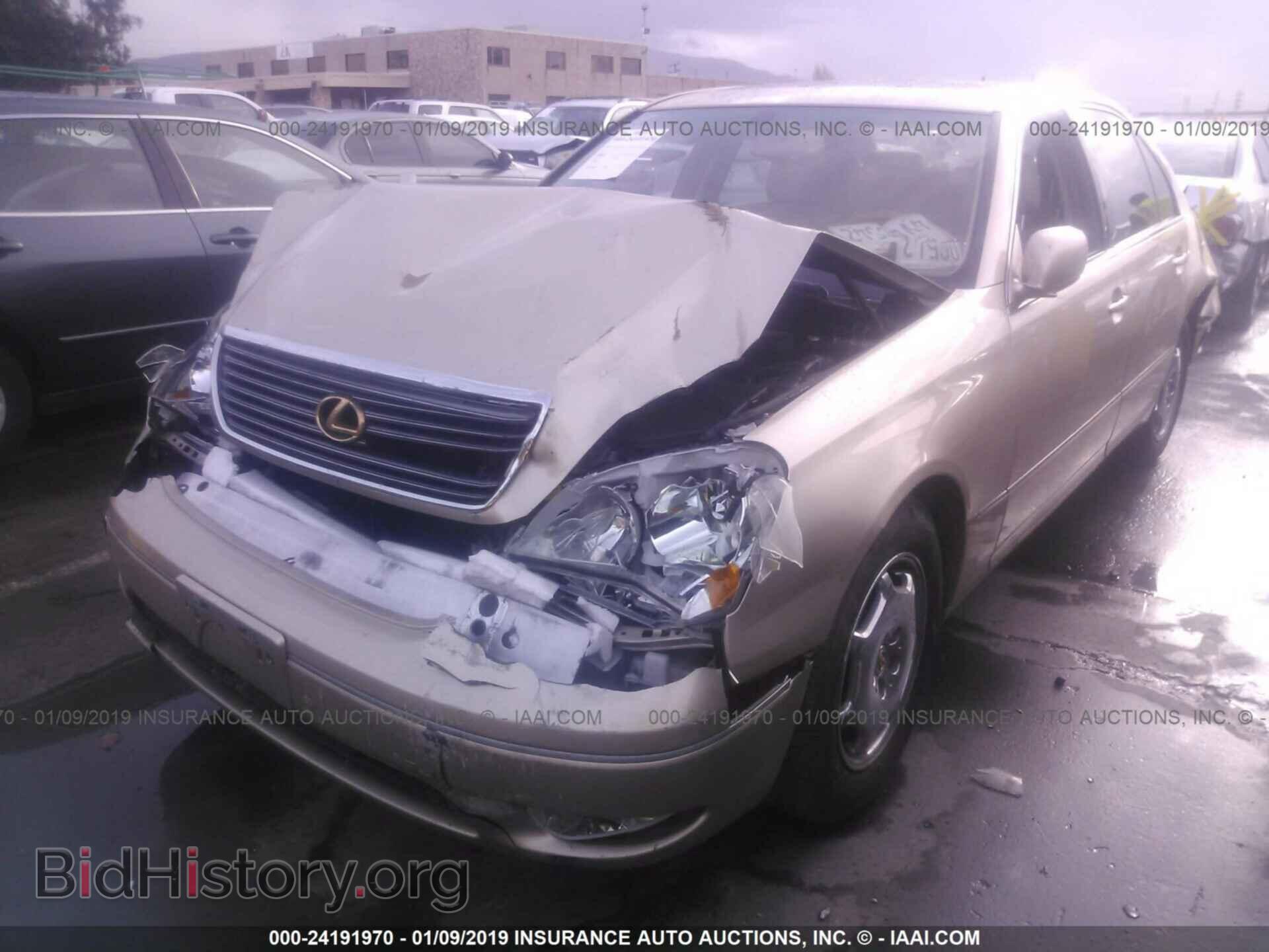 2002 LEXUS LS - VIN: JTHBN30F620061838 - Photo 2