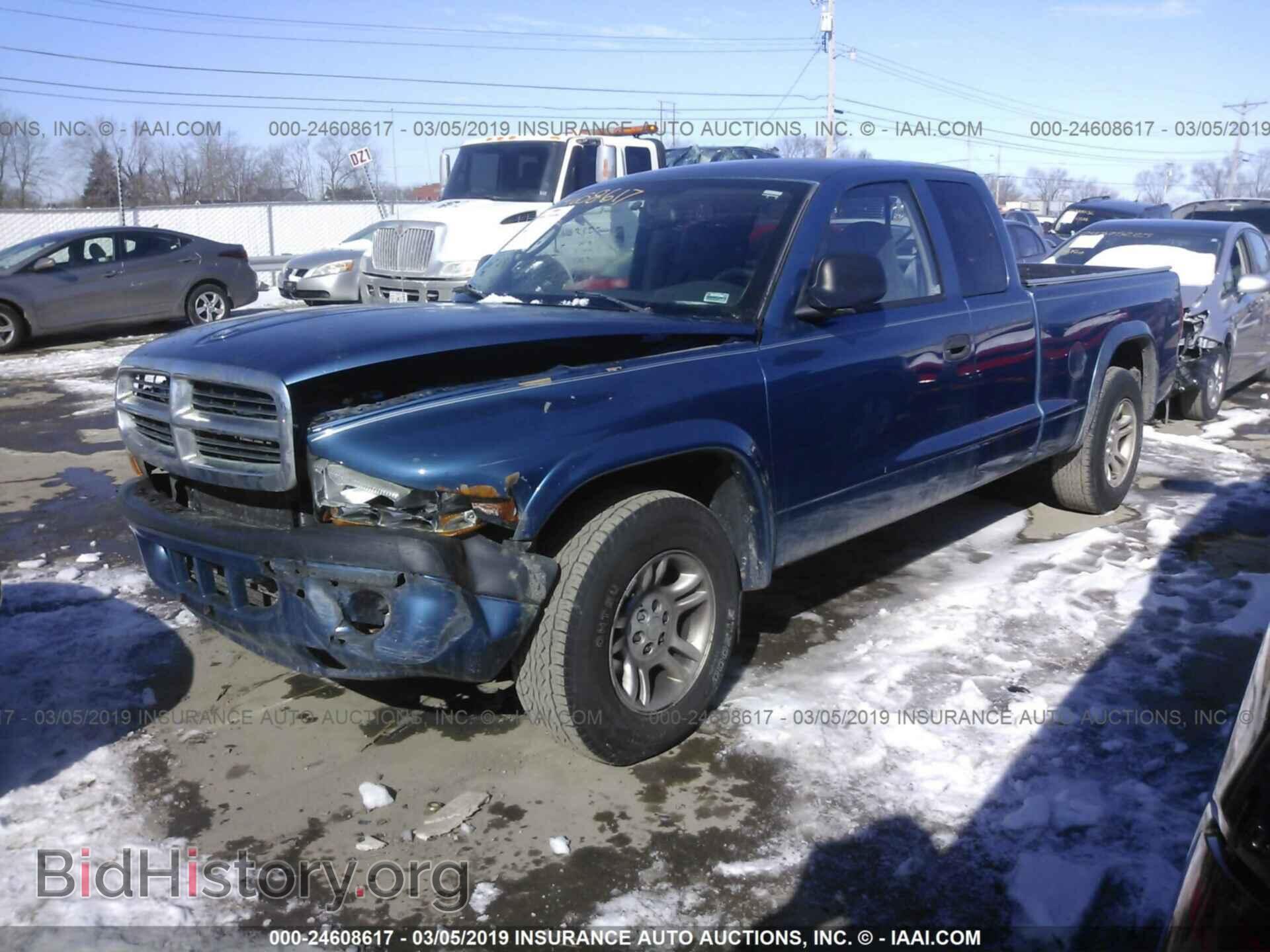 2004 DODGE DAKOTA - VIN: 1D7GL32K24S668002 - Фото 2