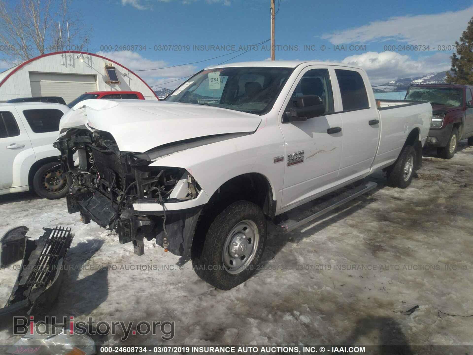 2015 RAM 2500 - VIN: 3C6TR5HT8FG507660 - Фото 2