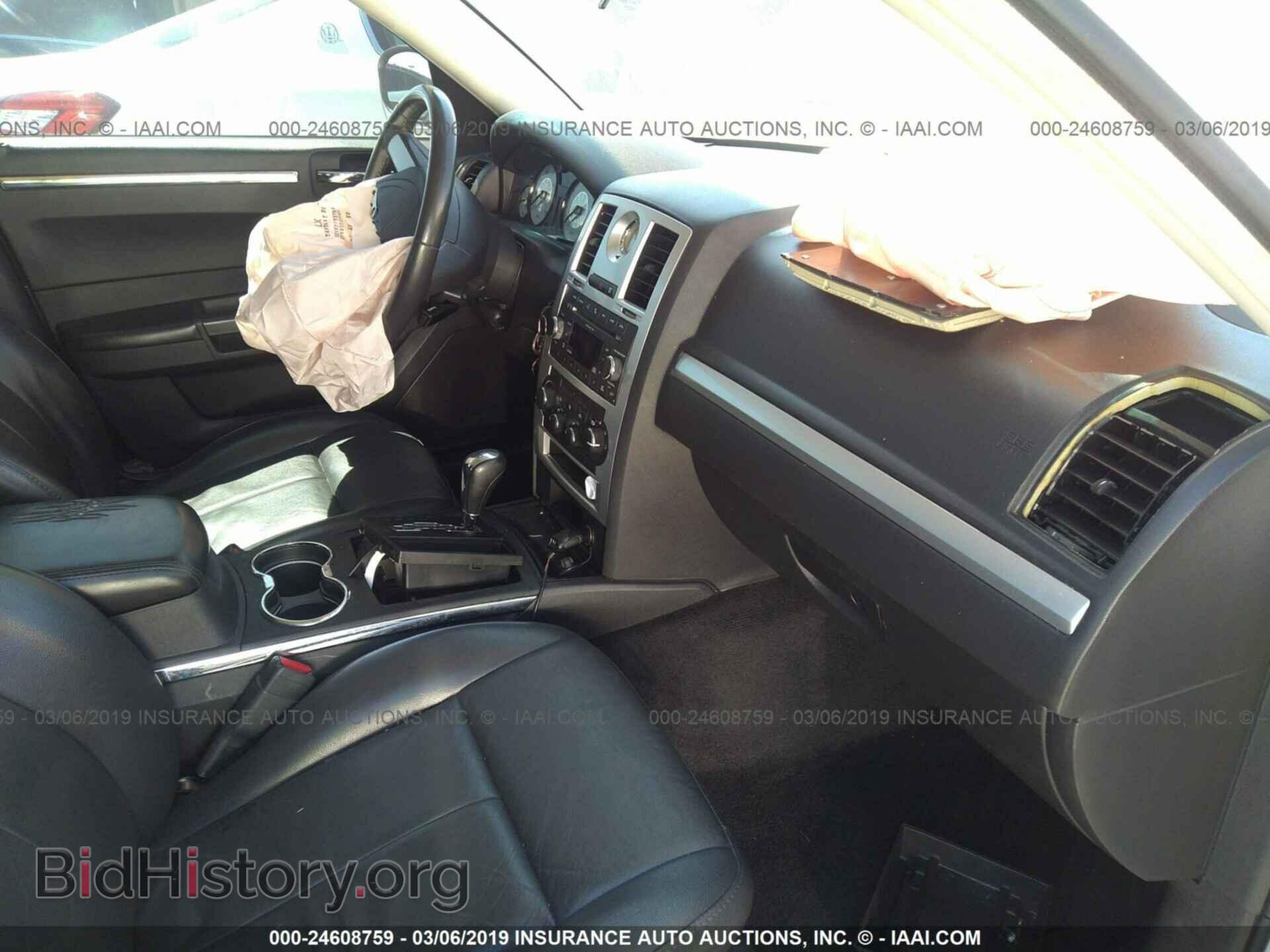 2010 CHRYSLER 300 - VIN: 2C3CA5CVXAH328056 - Фото 5
