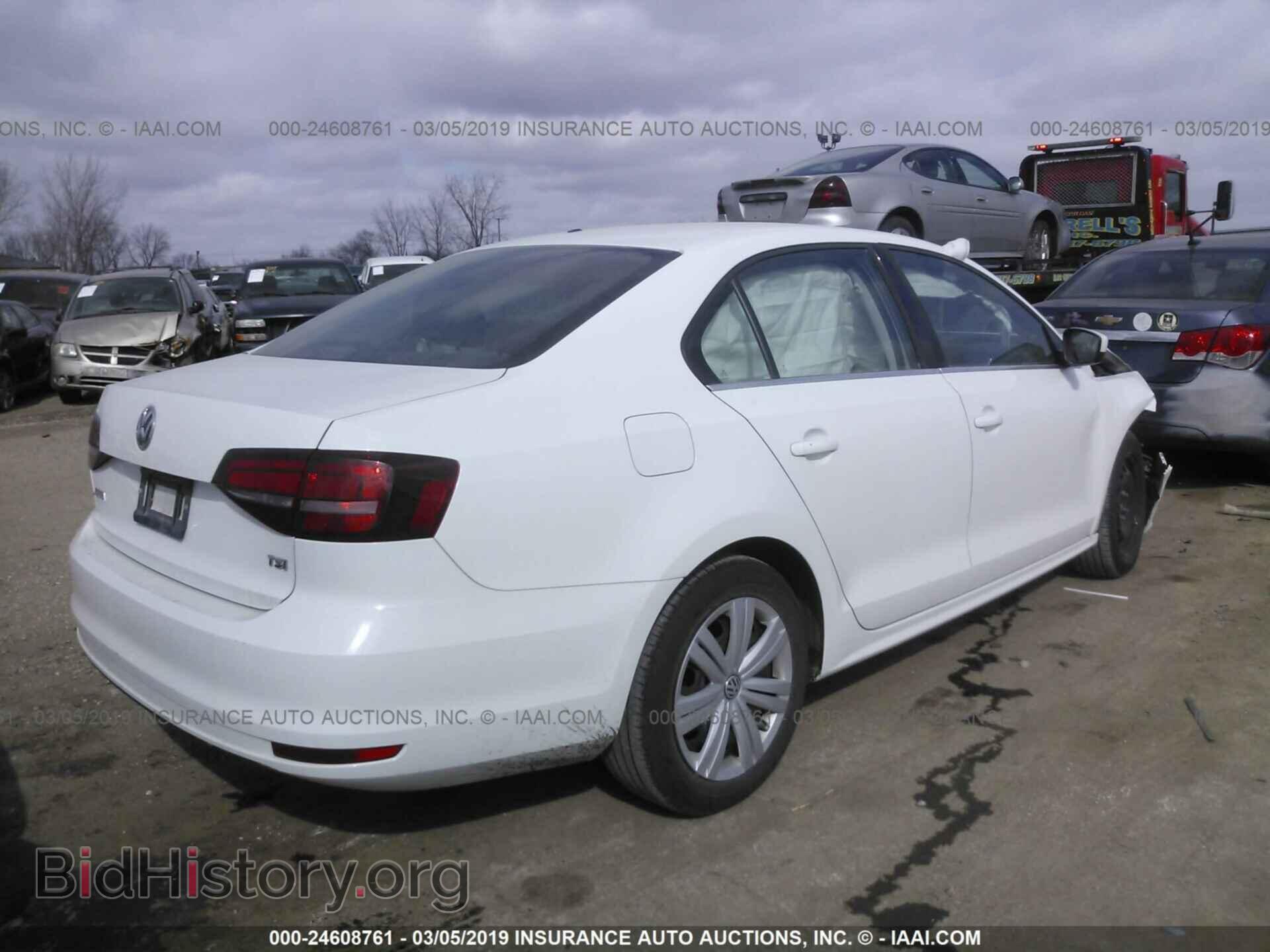 2017 VOLKSWAGEN JETTA - VIN: 3VW167AJ7HM381905 - Фото 4