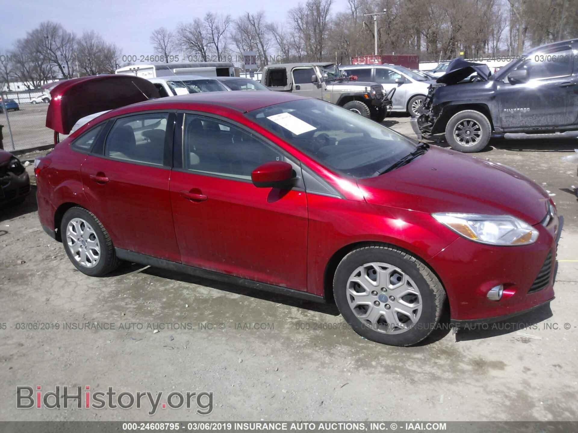 Photo 1FAHP3F2XCL103833 - FORD FOCUS 2012
