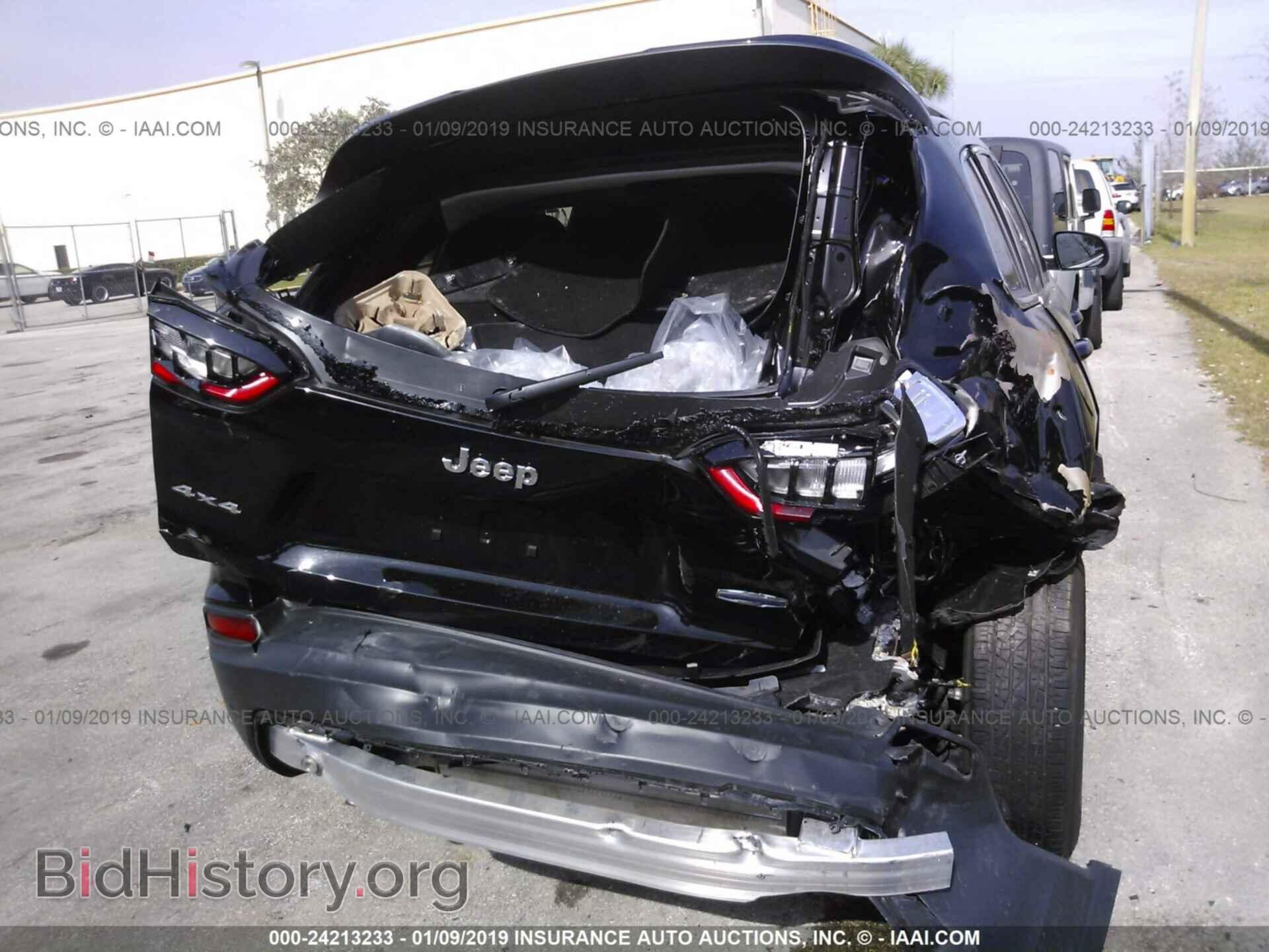 2012 CHRYSLER 300 - VIN: 2C3CCAAG8CH192150 - Photo 6