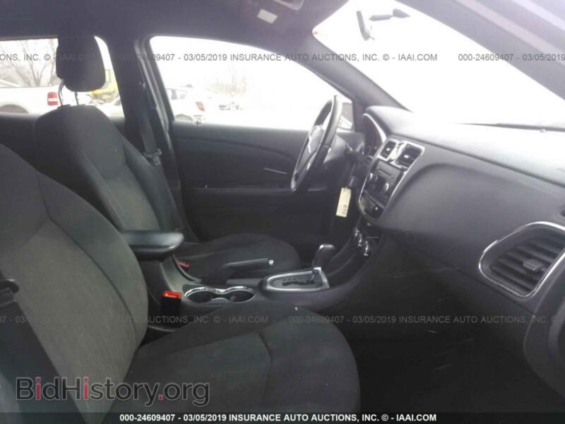 2012 Chrysler 200 (VIN 1C3CCBBB8CN175512) — photo 5 of 10