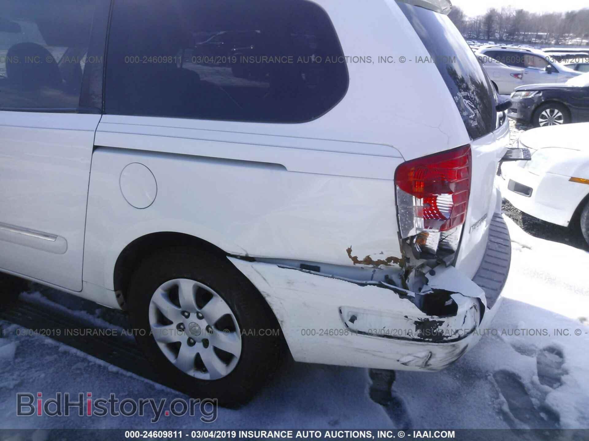 2007 HYUNDAI ENTOURAGE - VIN: KNDMC233976011046 - Фото 6
