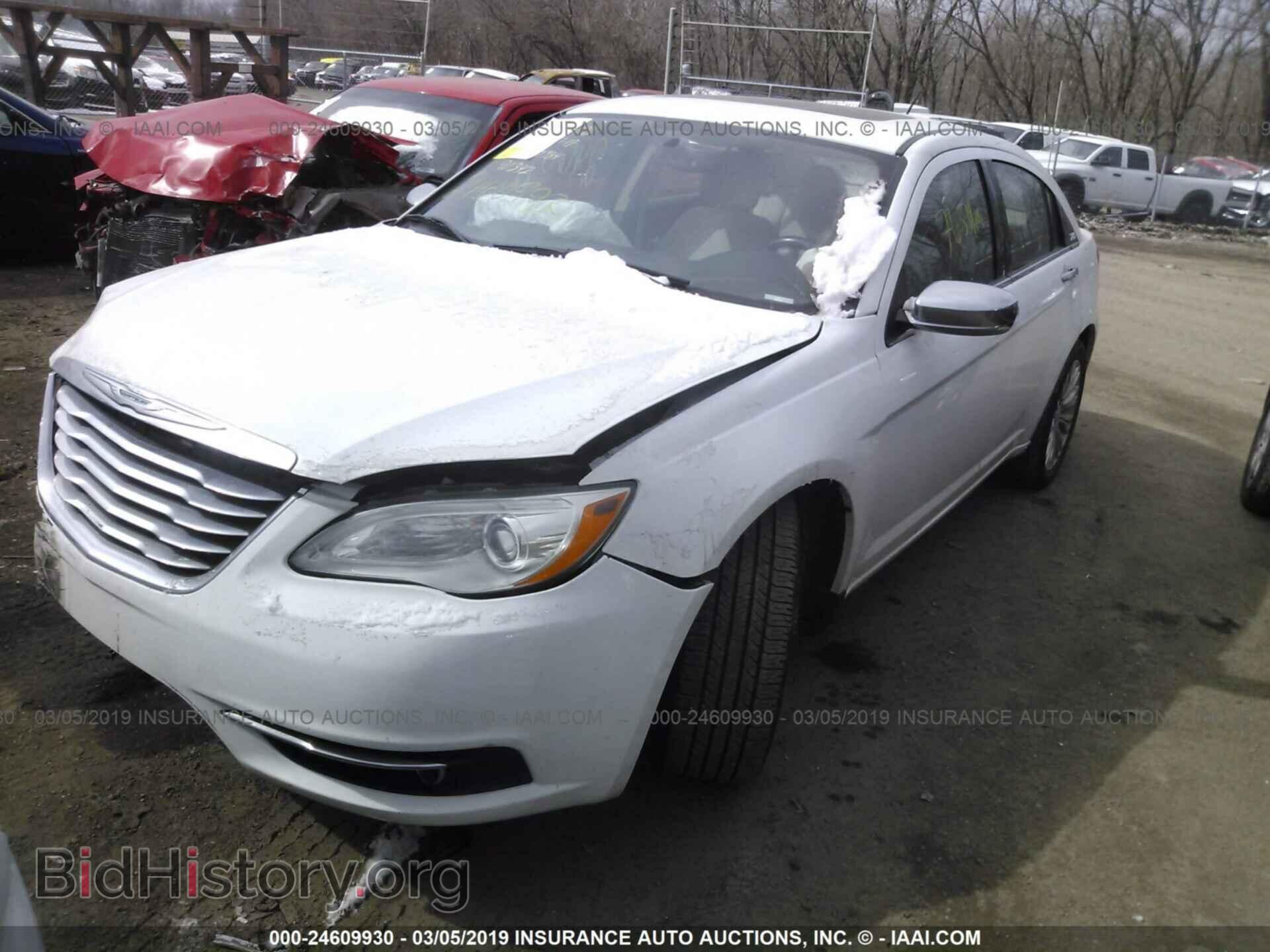2012 CHRYSLER 200 - VIN: 1C3CCBCB4CN159984 - Фото 2