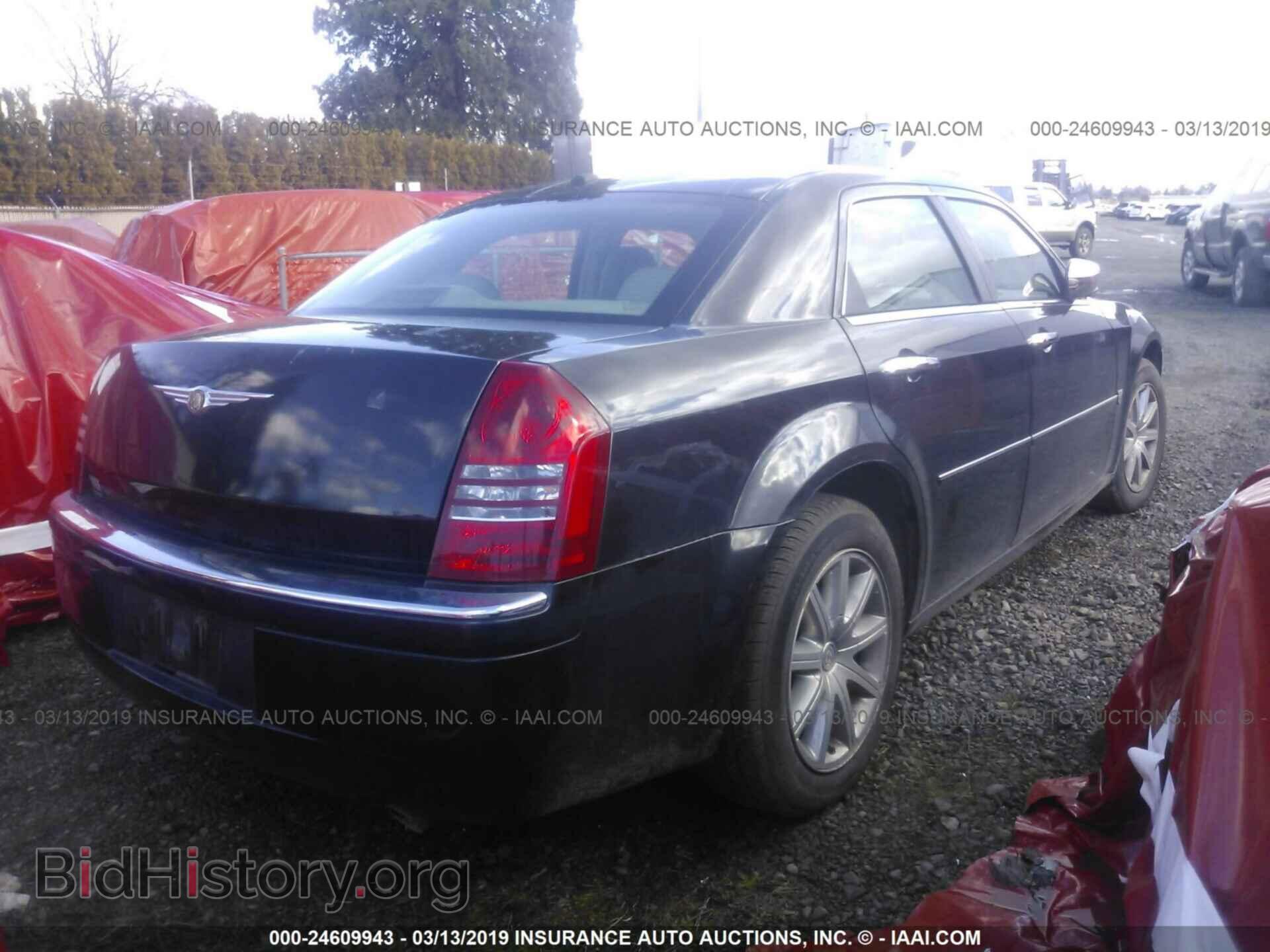2007 CHRYSLER 300C - VIN: 2C3KA63H07H874580 - Фото 4