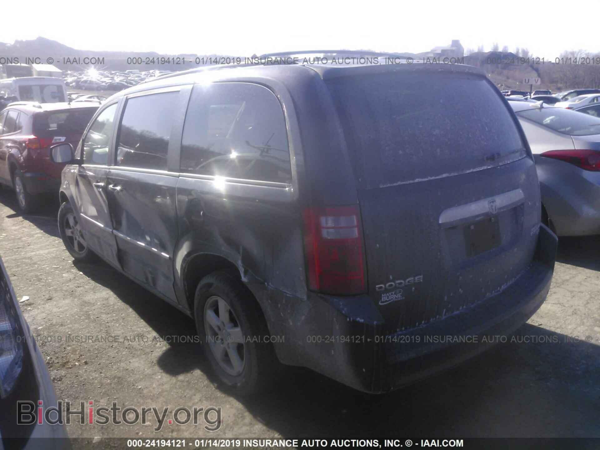 2010 DODGE GRAND CARAVAN - VIN: 2D4RN5D18AR289972 - Фото 3