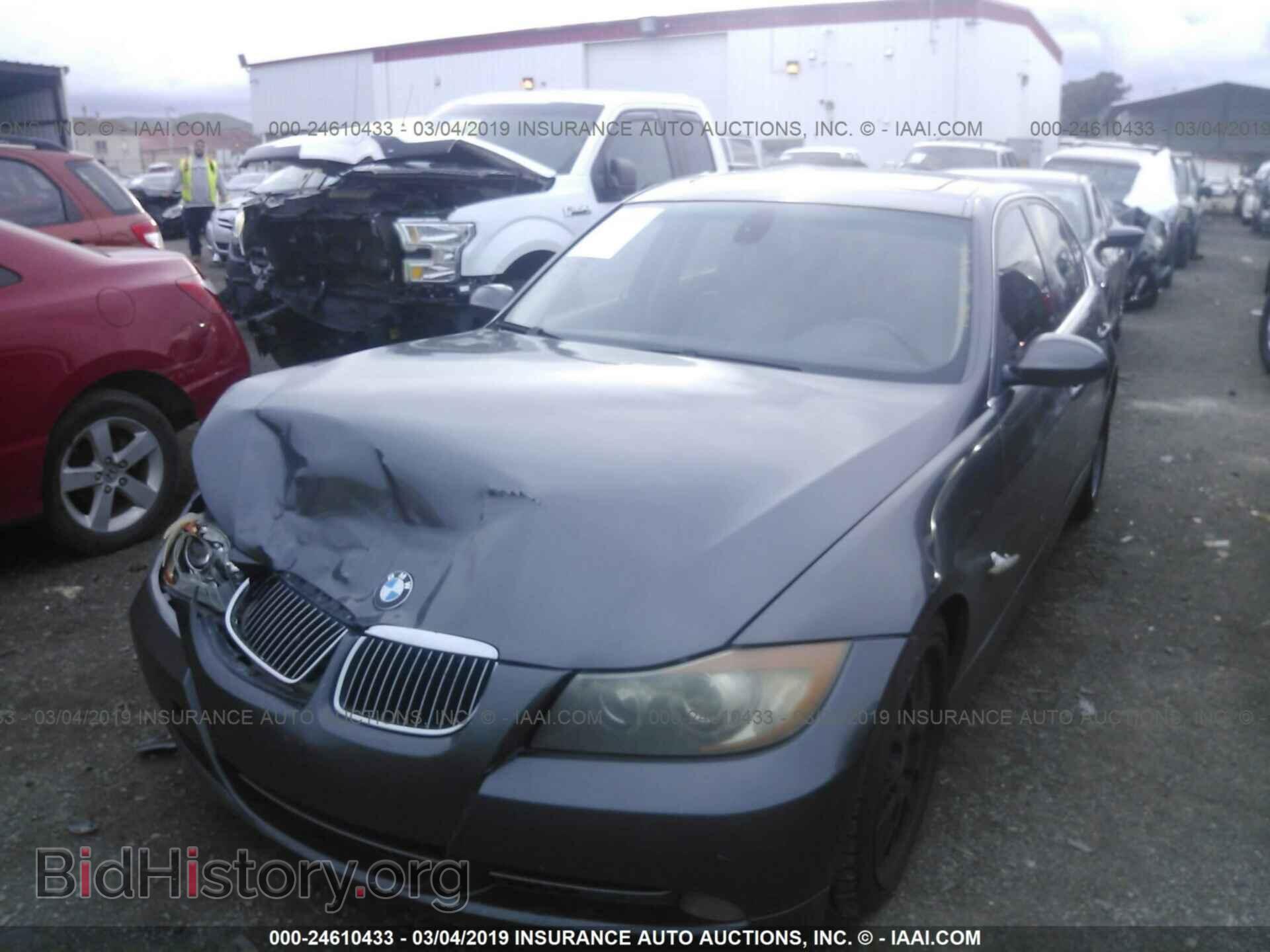 2006 BMW 330 - VIN: WBAVB33566KR79817 - Фото 2