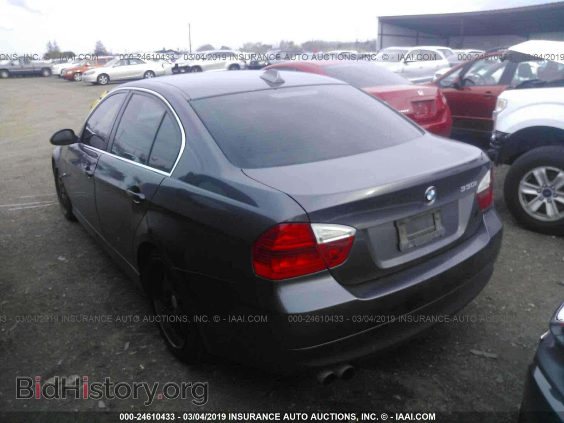 2006 BMW 330 - VIN: WBAVB33566KR79817 - Фото 3