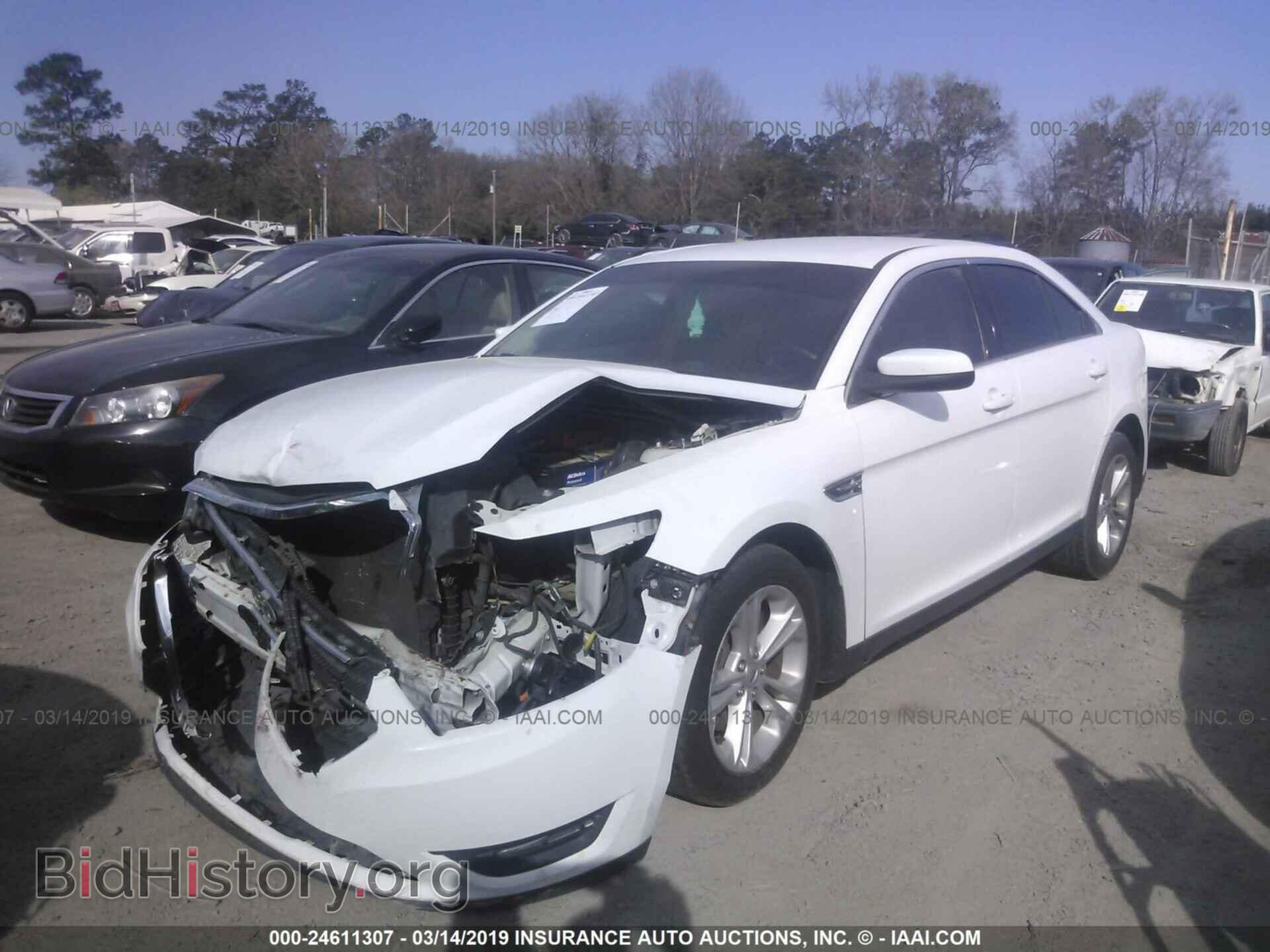 2013 FORD TAURUS - VIN: 1FAHP2E84DG128267 - Фото 2