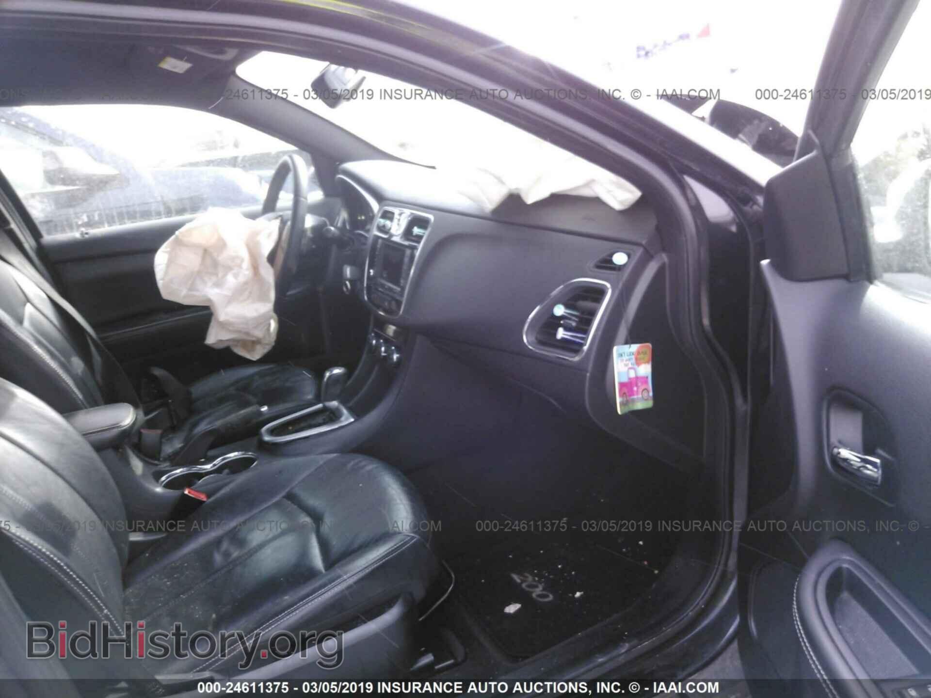 2011 CHRYSLER 200 - VIN: 1C3BC2FB3BN569438 - Фото 5