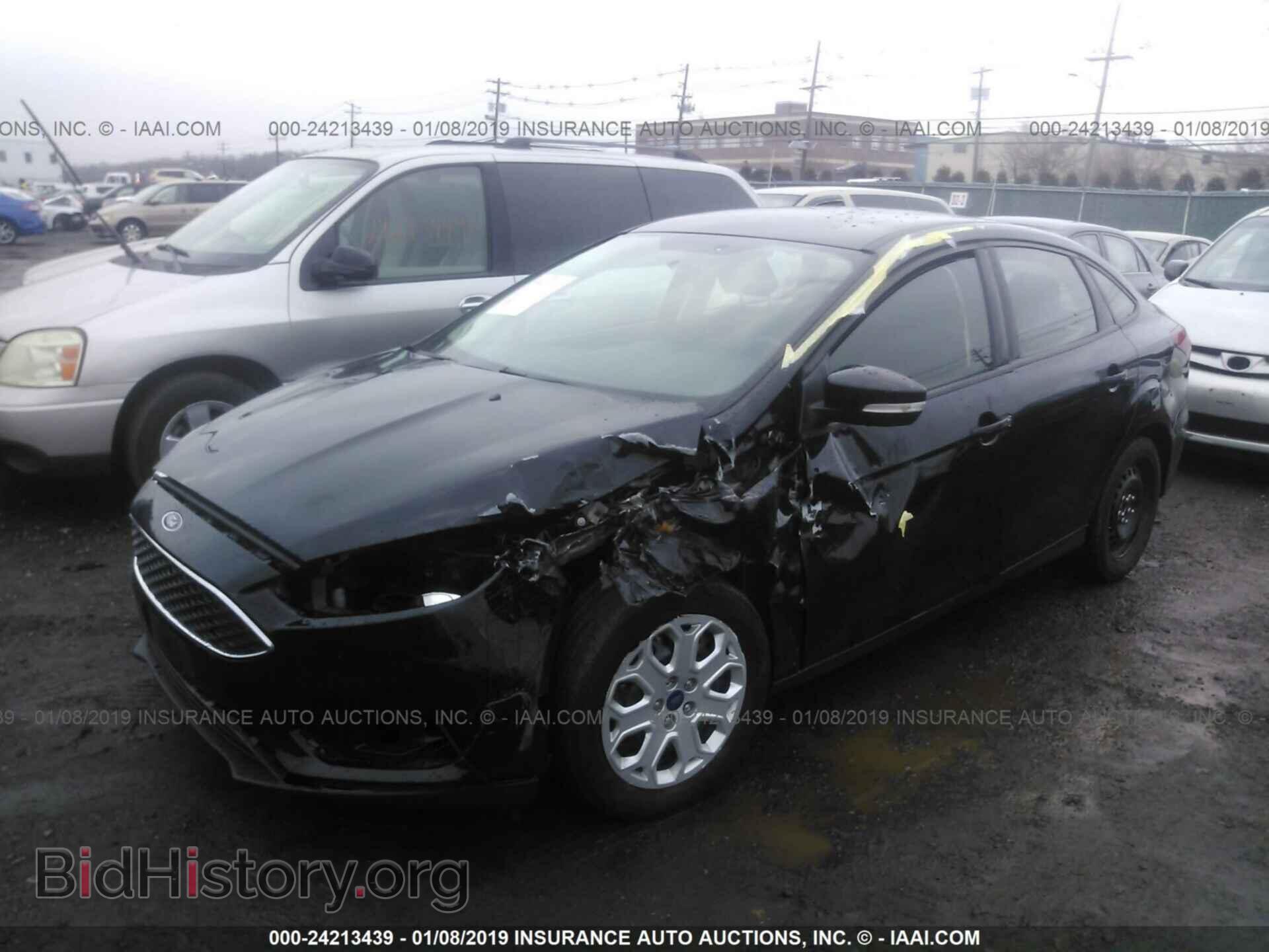 2017 FORD FOCUS - VIN: 1FADP3F2XHL300538 - Photo 2