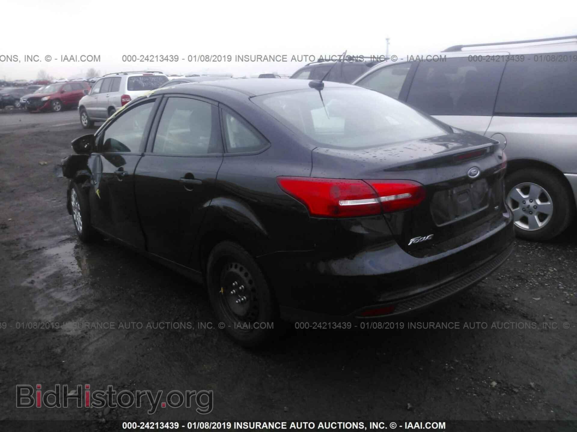 2017 FORD FOCUS - VIN: 1FADP3F2XHL300538 - Photo 3