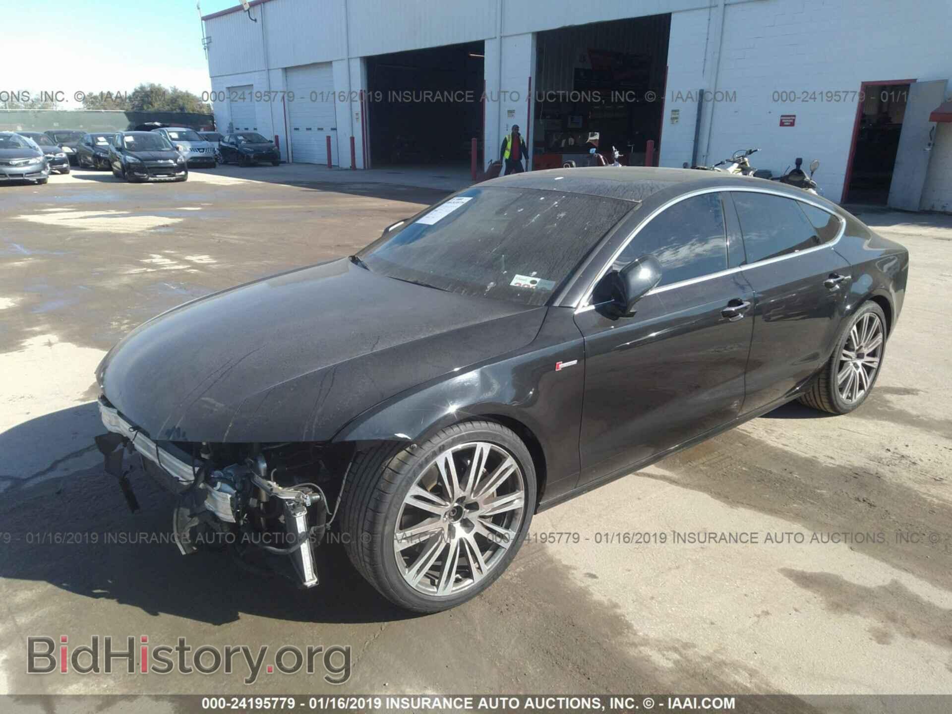 2013 AUDI A7 - VIN: WAUYGAFC8DN052228 - Photo 2