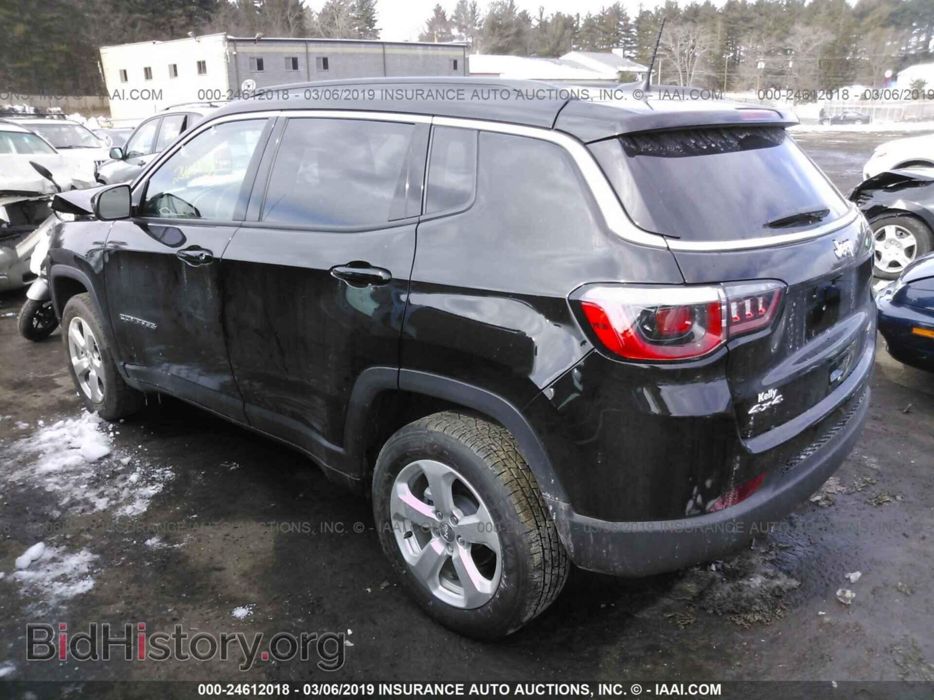 2019 JEEP COMPASS - VIN: 3C4NJDBB0KT656696 - Фото 3