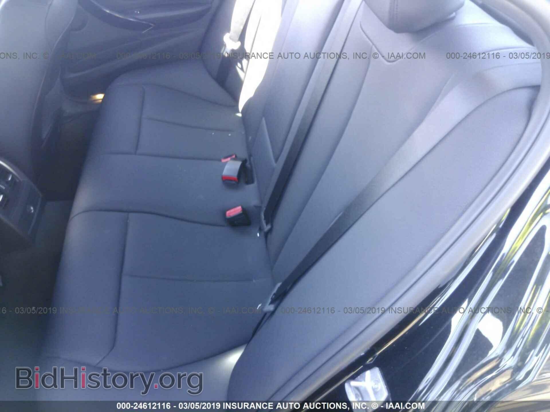 2018 BMW 320 - VIN: WBA8A3C56JA067381 - Photo 8