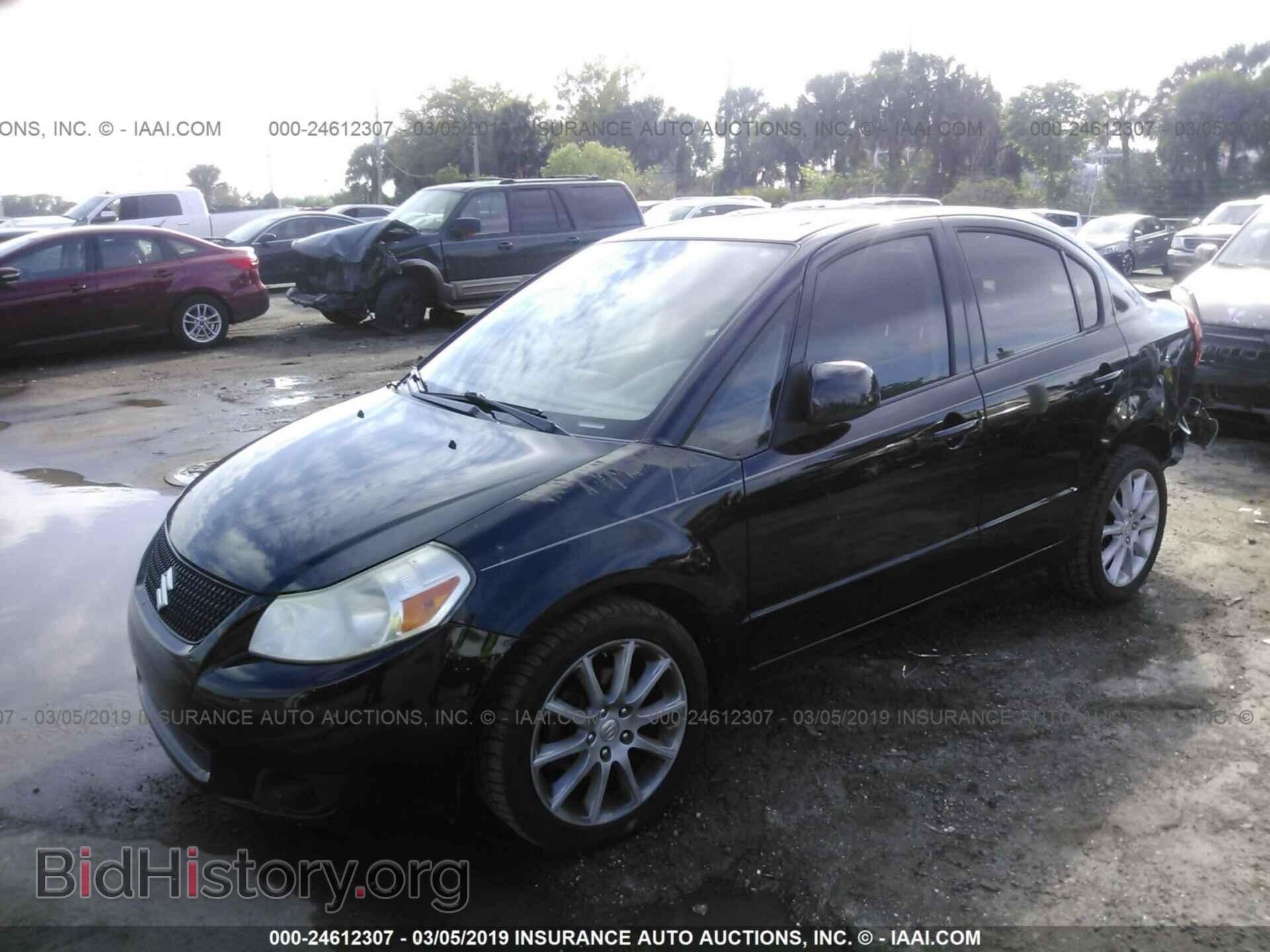 2011 SUZUKI SX4 - VIN: JS2YC5A22B6304461 - Фото 2