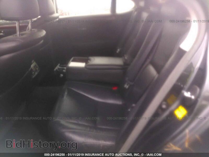 2010 Lexus LS (VIN JTHBL5EF0A5097598) — photo 8 of 10