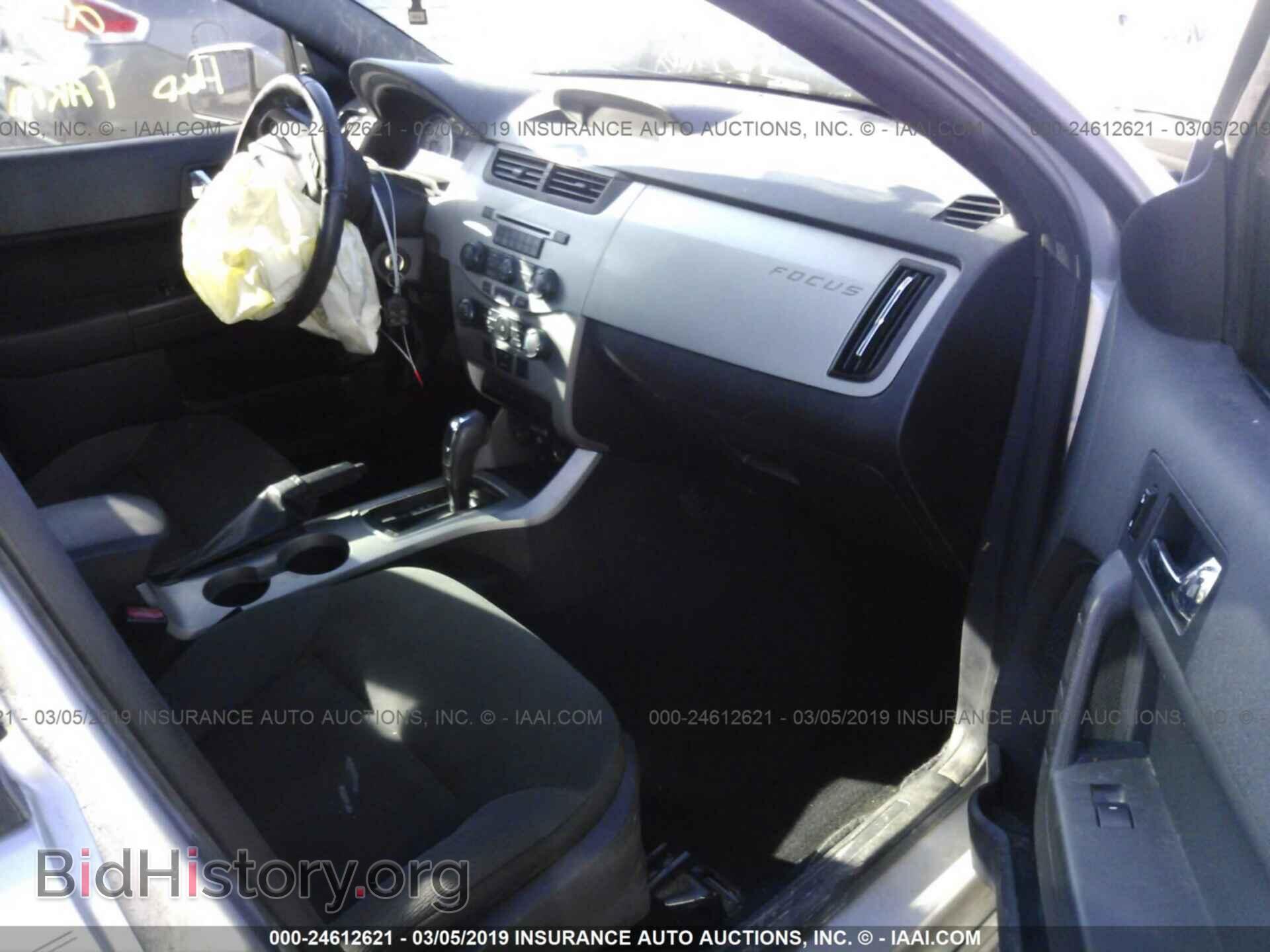 2009 FORD FOCUS - VIN: 1FAHP36N09W111408 - Photo 5