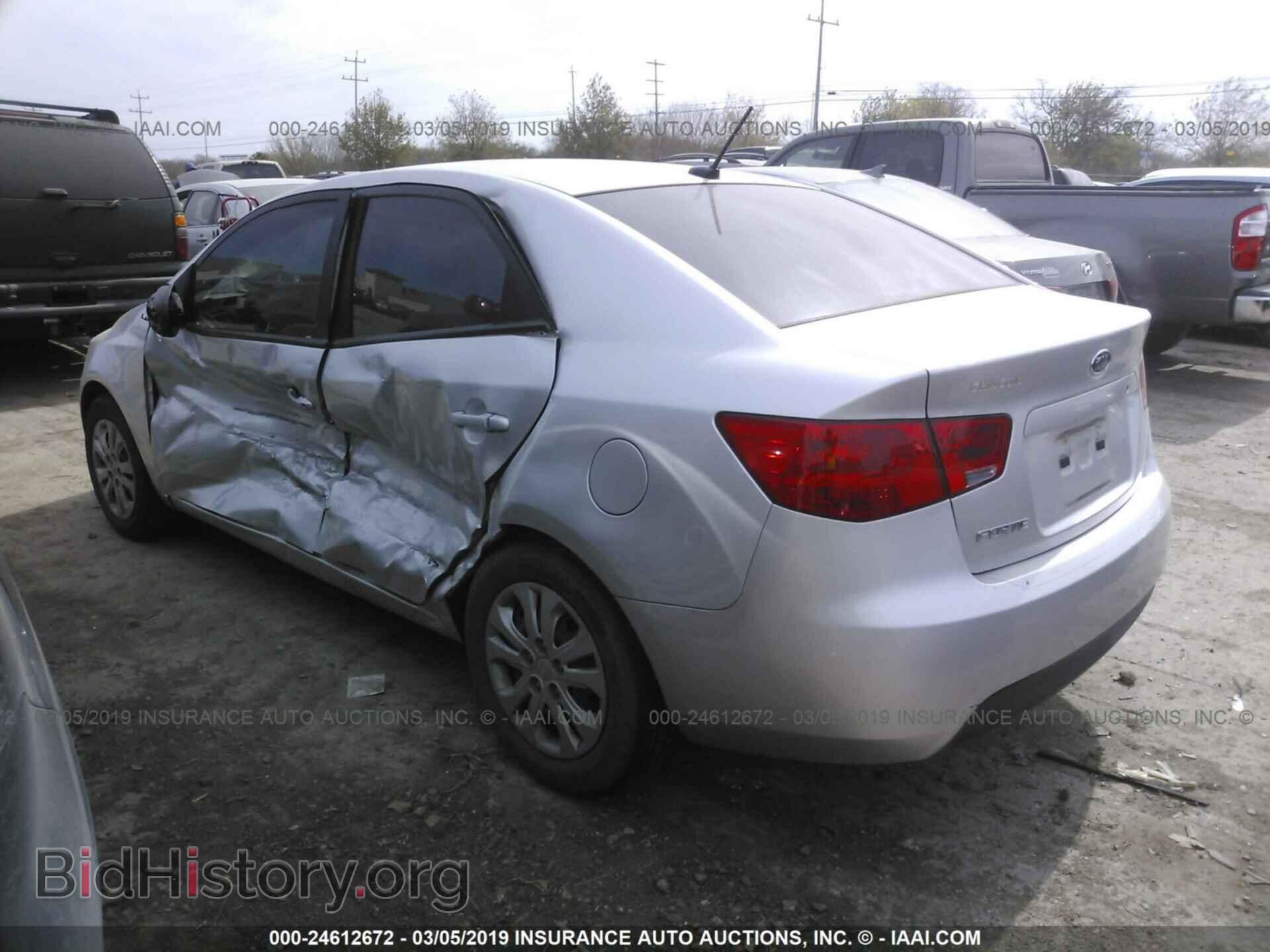 2013 KIA FORTE - VIN: KNAFT4A26D5732907 - Фото 3