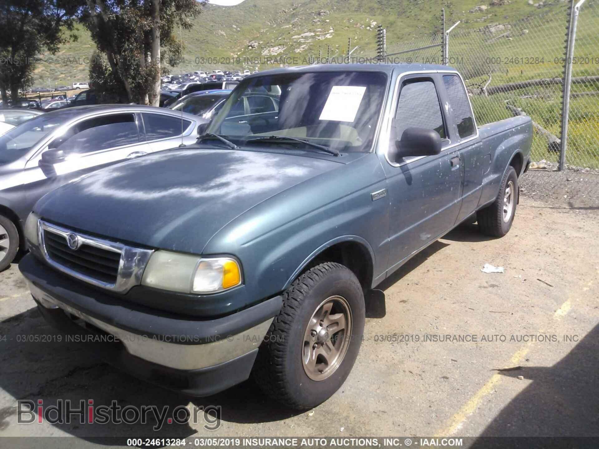1998 MAZDA B2500 - VIN: 4F4YR16C8WTM45827 - Фото 2
