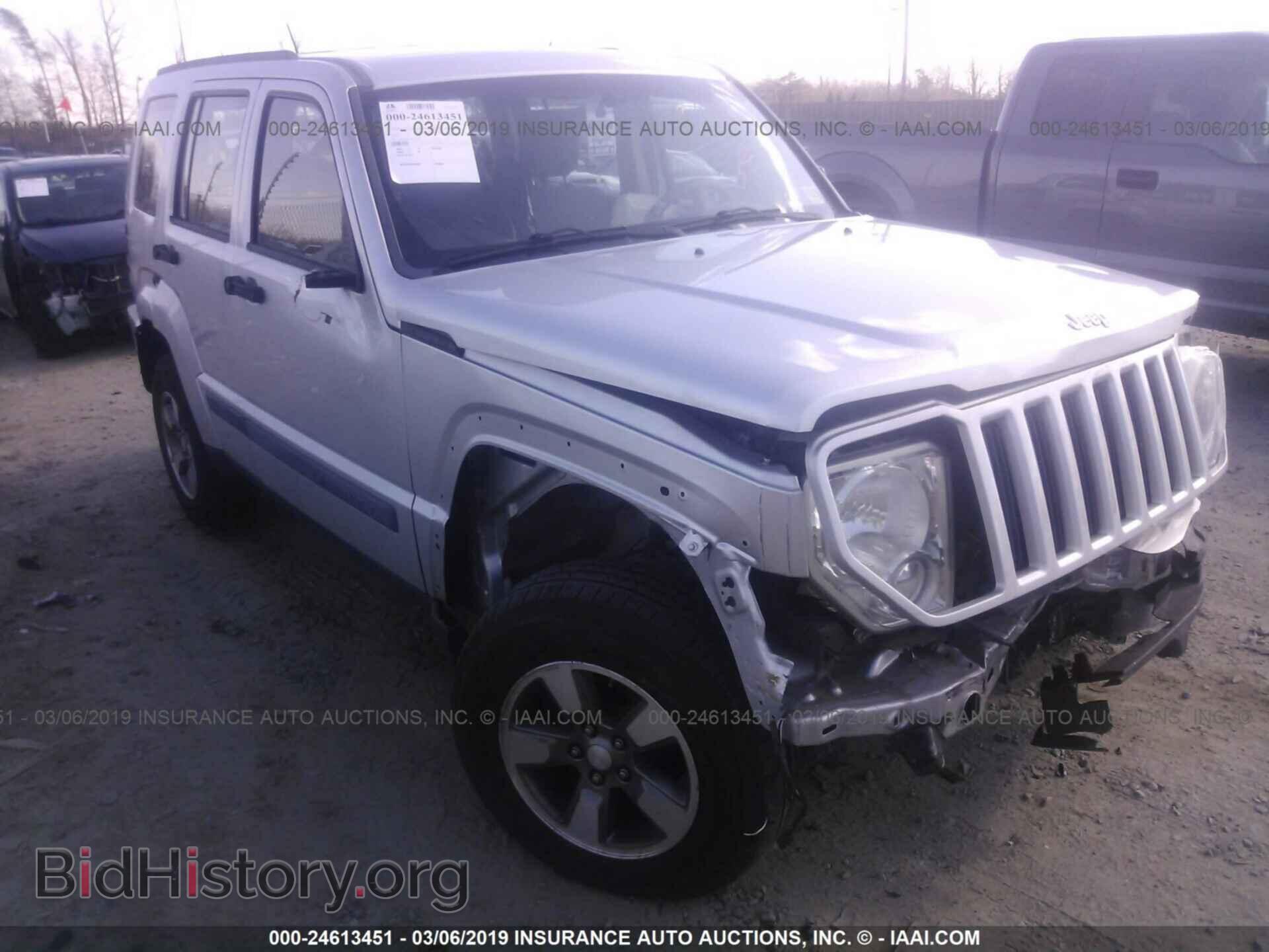 Фотография 1J8GP28K68W190836 - JEEP LIBERTY 2008