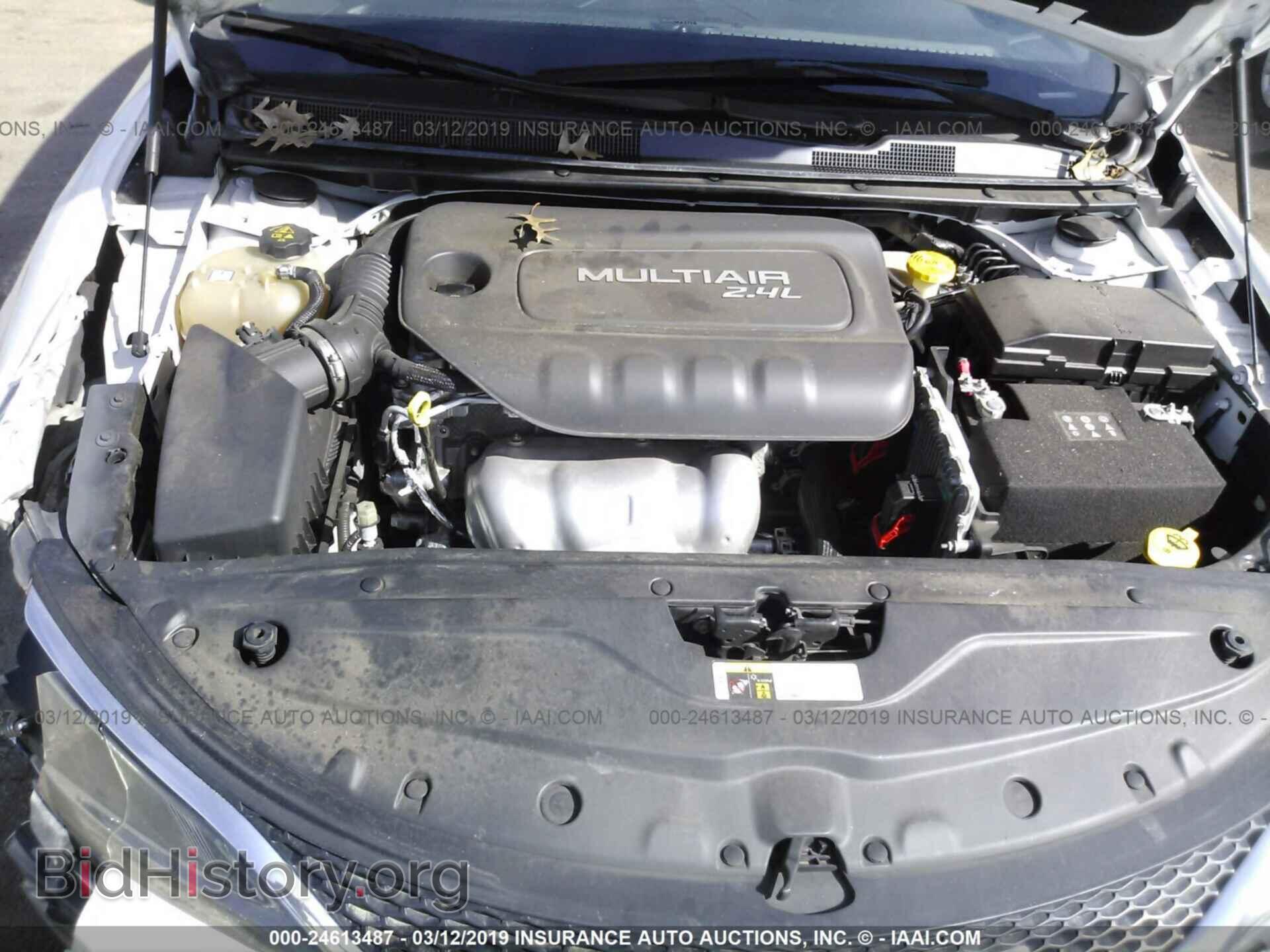 2016 CHRYSLER 200 - VIN: 1C3CCCAB7GN152591 - Photo 10