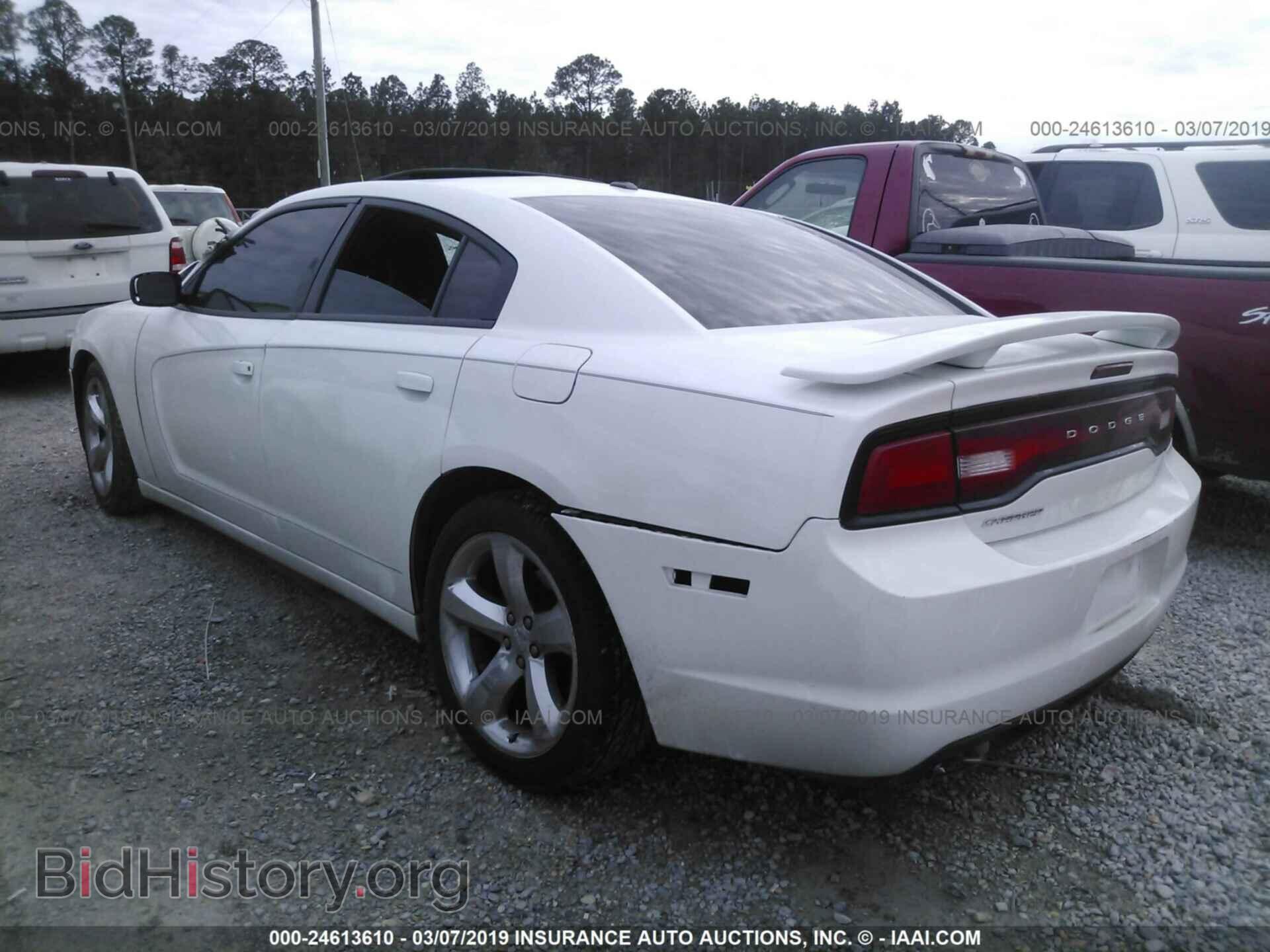 2011 DODGE CHARGER - VIN: 2B3CL3CG2BH590071 - Фото 3