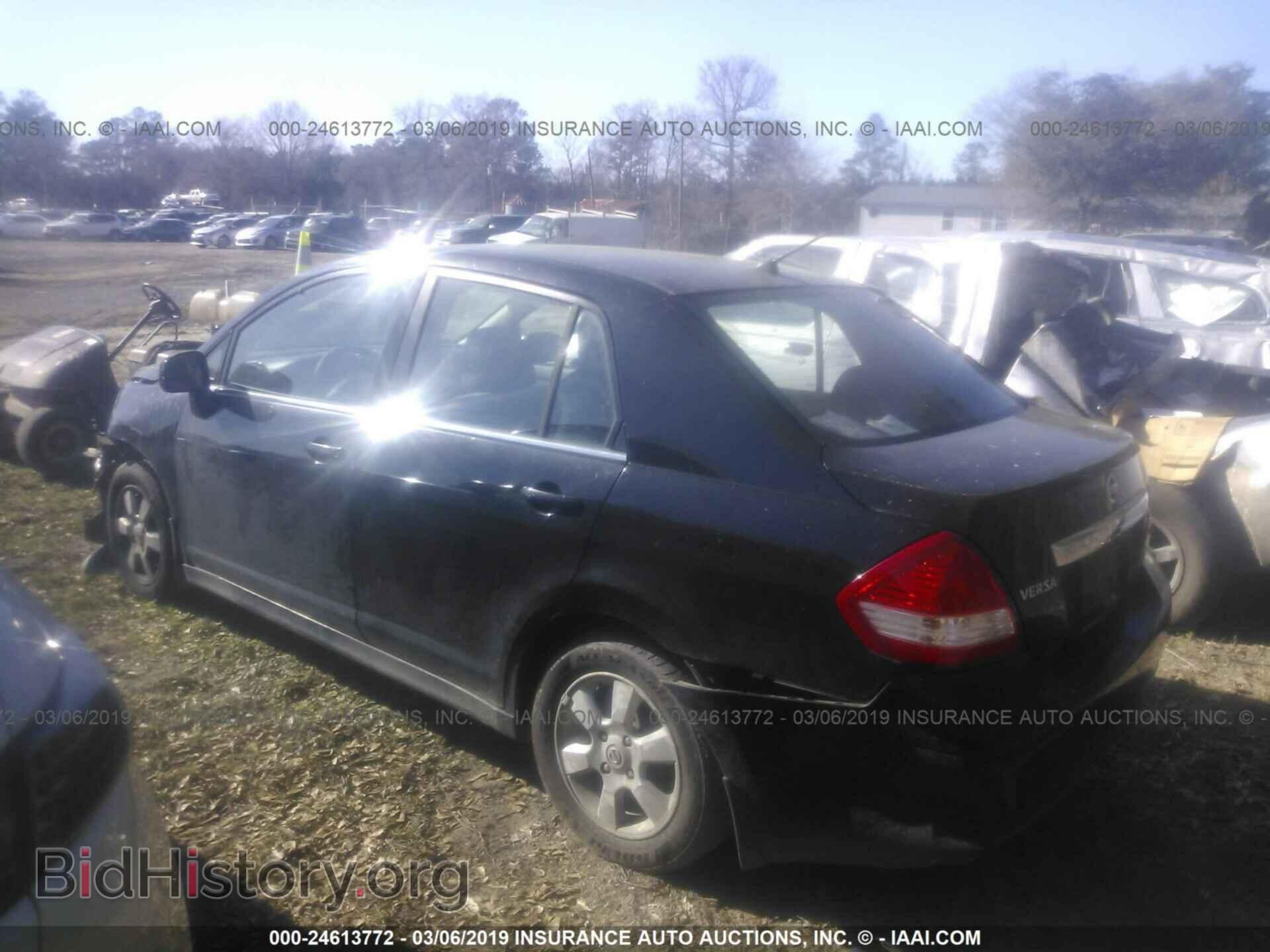 2007 NISSAN VERSA - VIN: 3N1BC11E37L448670 - Фото 3
