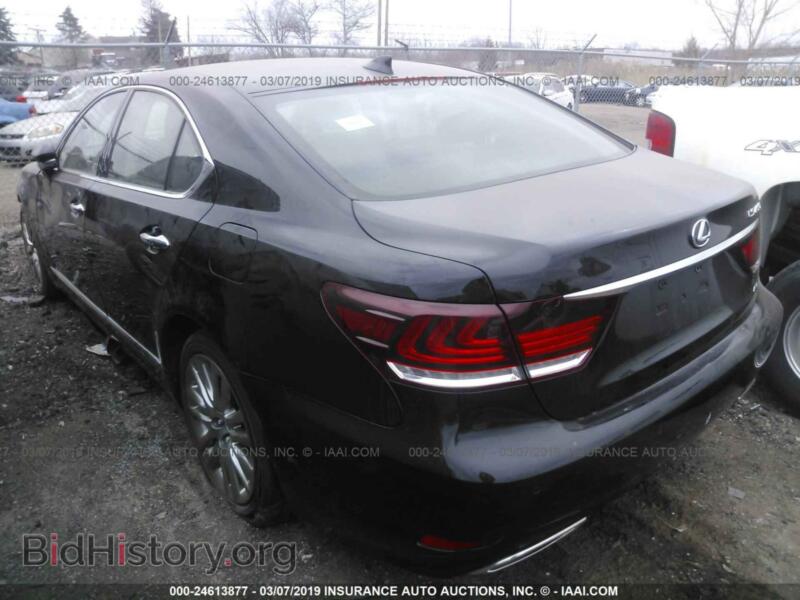 2014 Lexus LS (VIN JTHCL5EF3E5019844) — фото 3 из 10